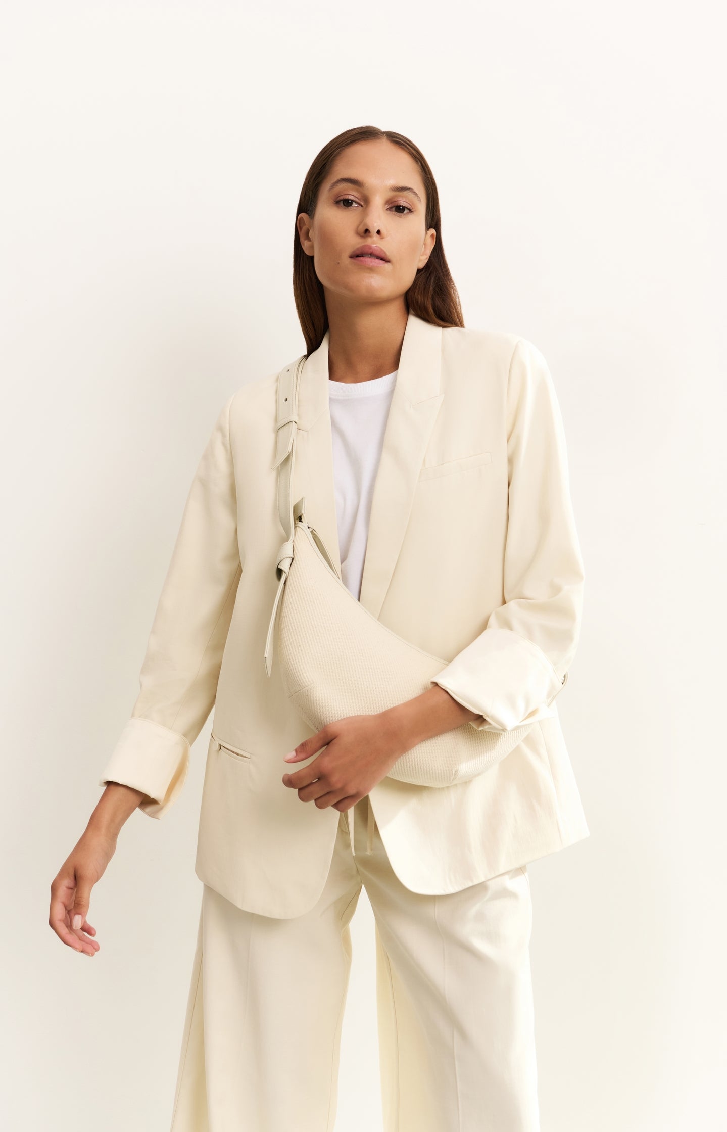 Woven blazer with pocket details