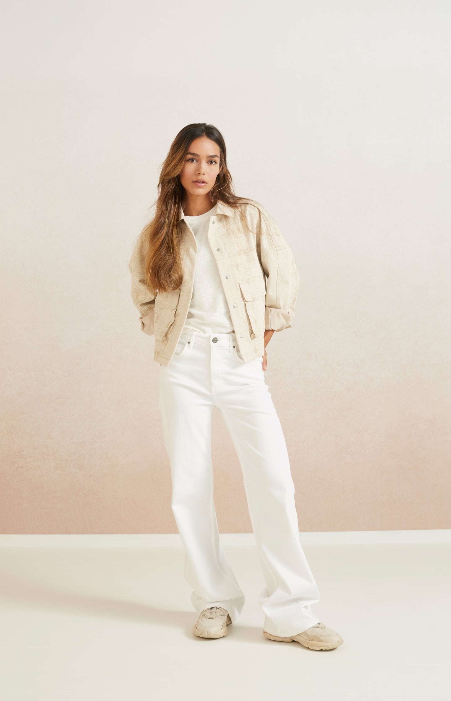 Woven jacquard jacket with long sleeves and pockets - Type: lookbook