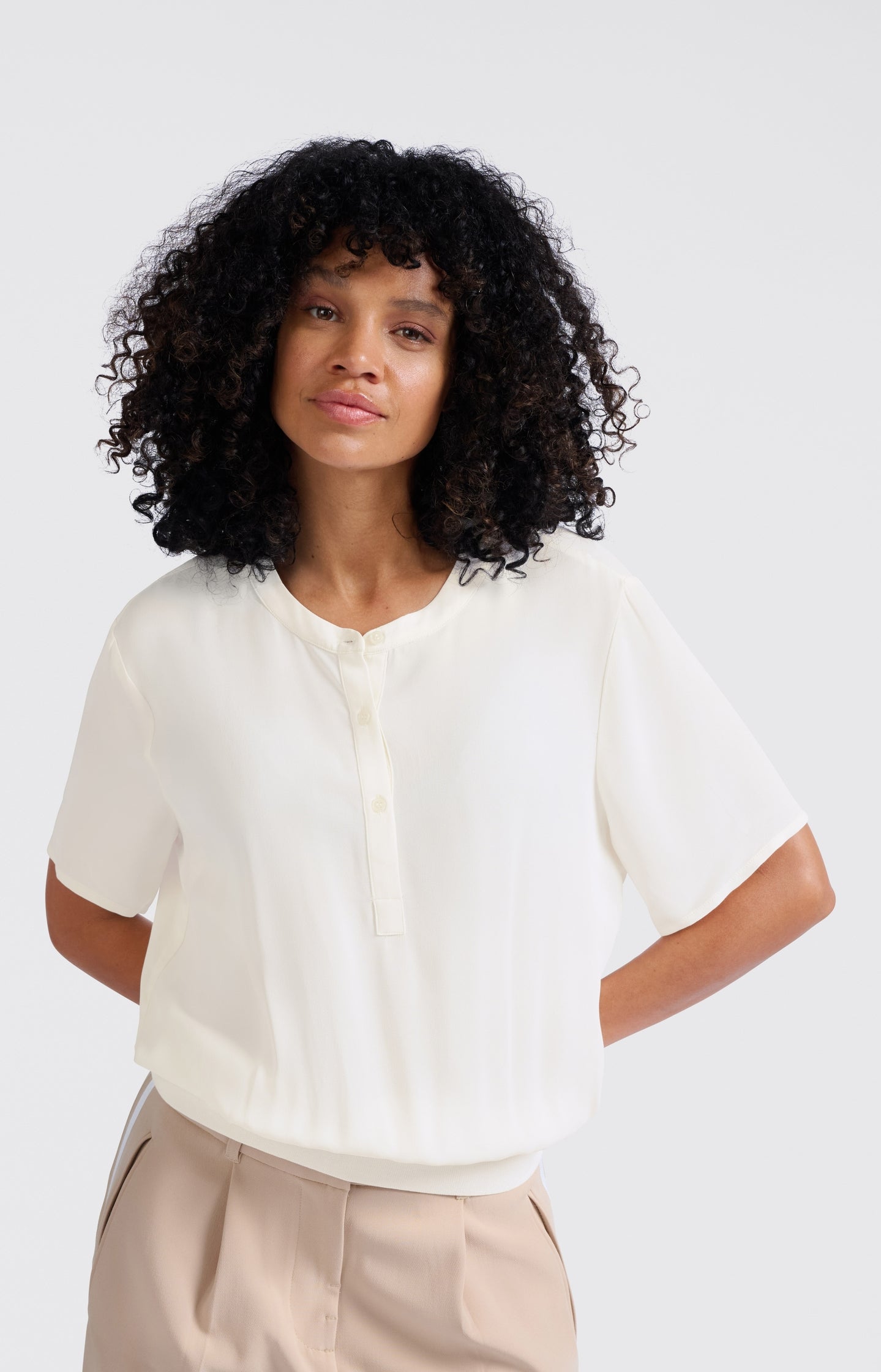 Woven polo with ribbed waistband - Type: lookbook