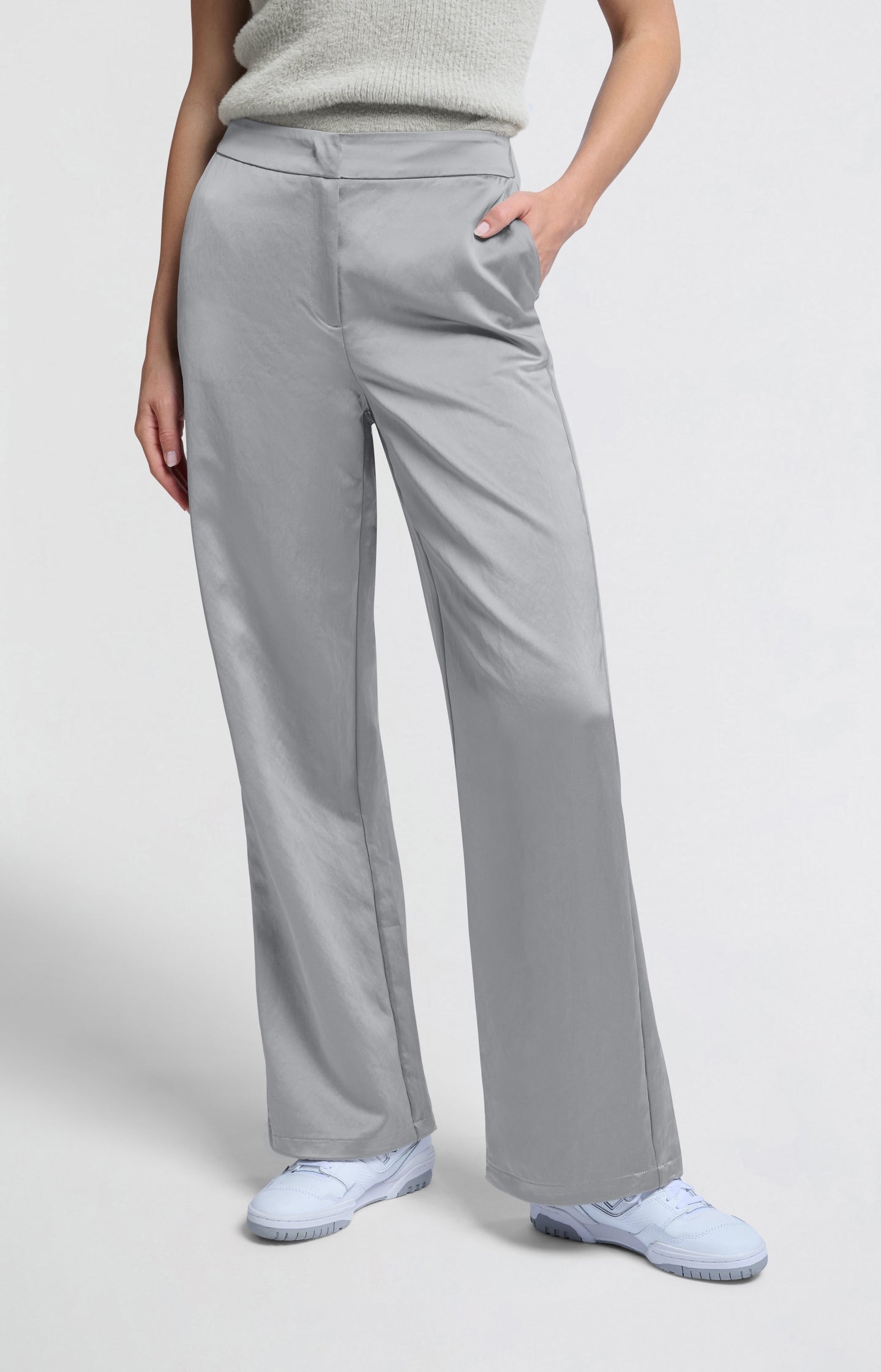 Woven satin trousers with wide legs and pockets