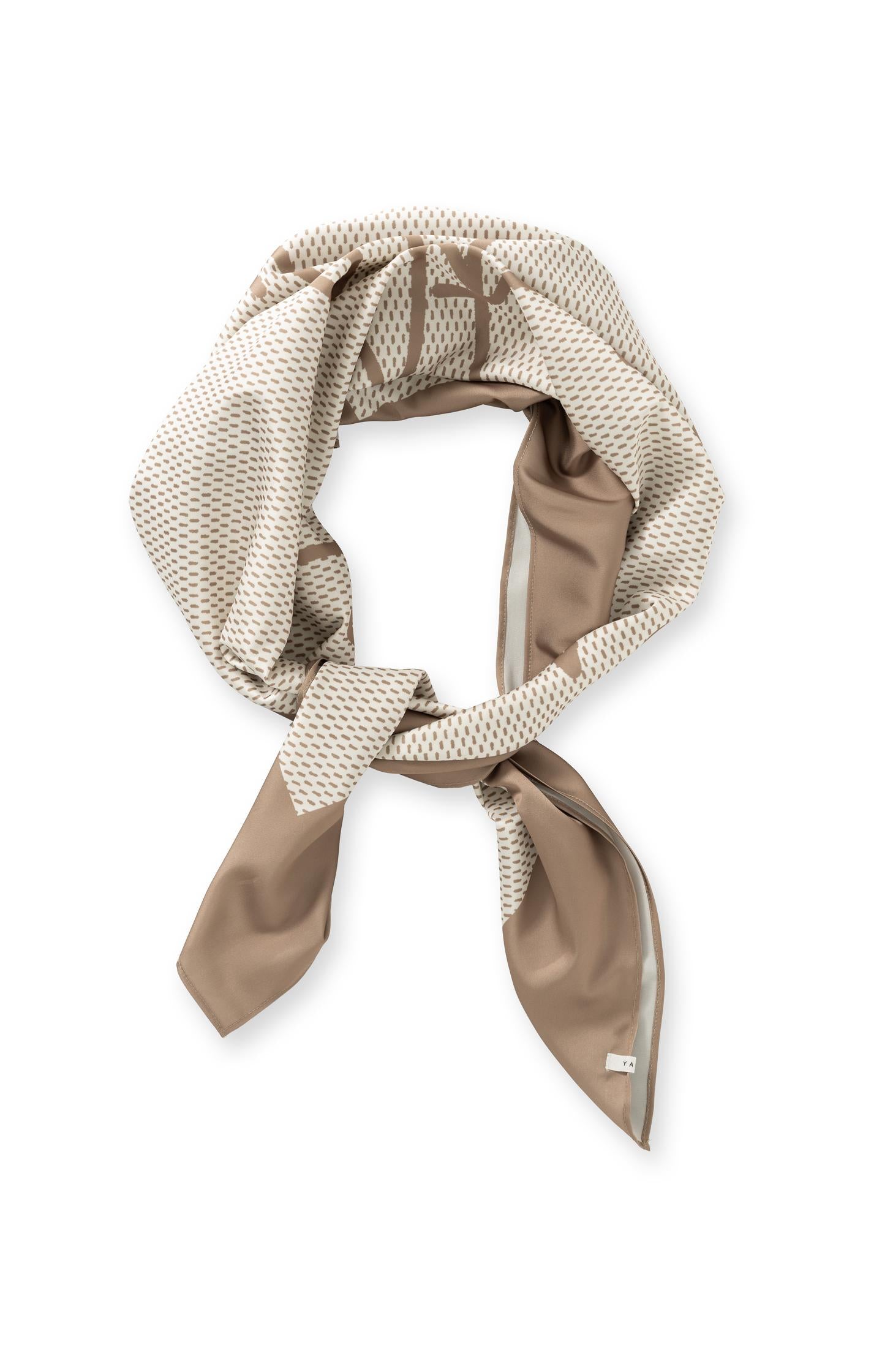 Woven square scarf with print the love of London Town - Type: product