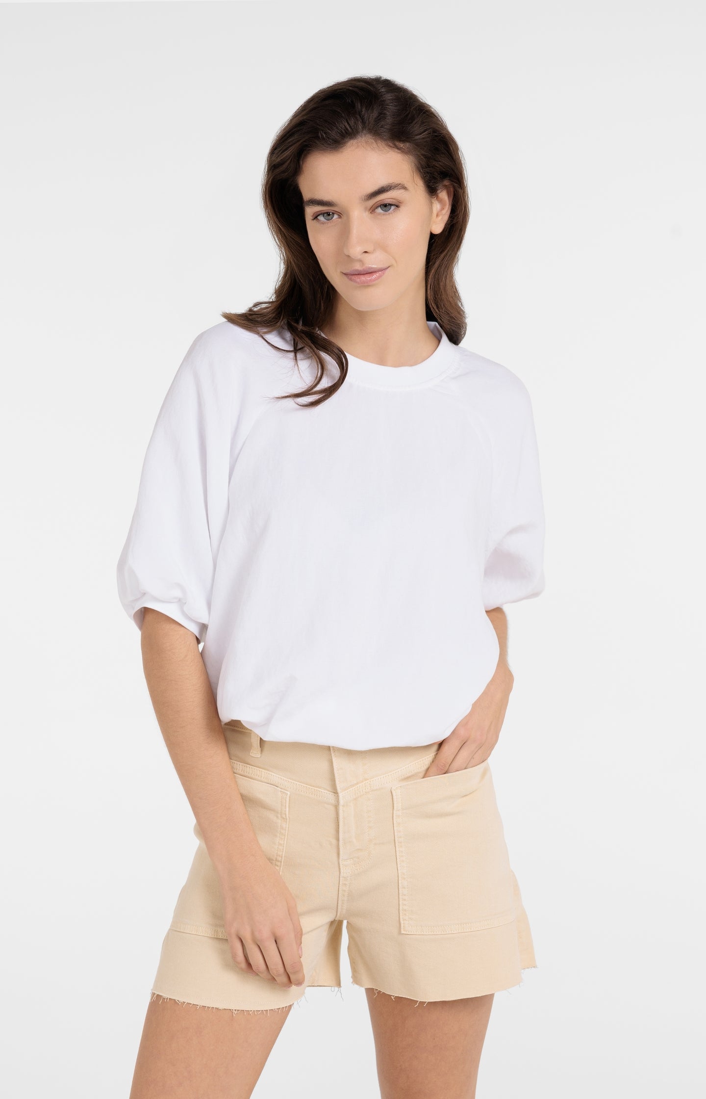 Woven T-shirt with balloon sleeves and zip