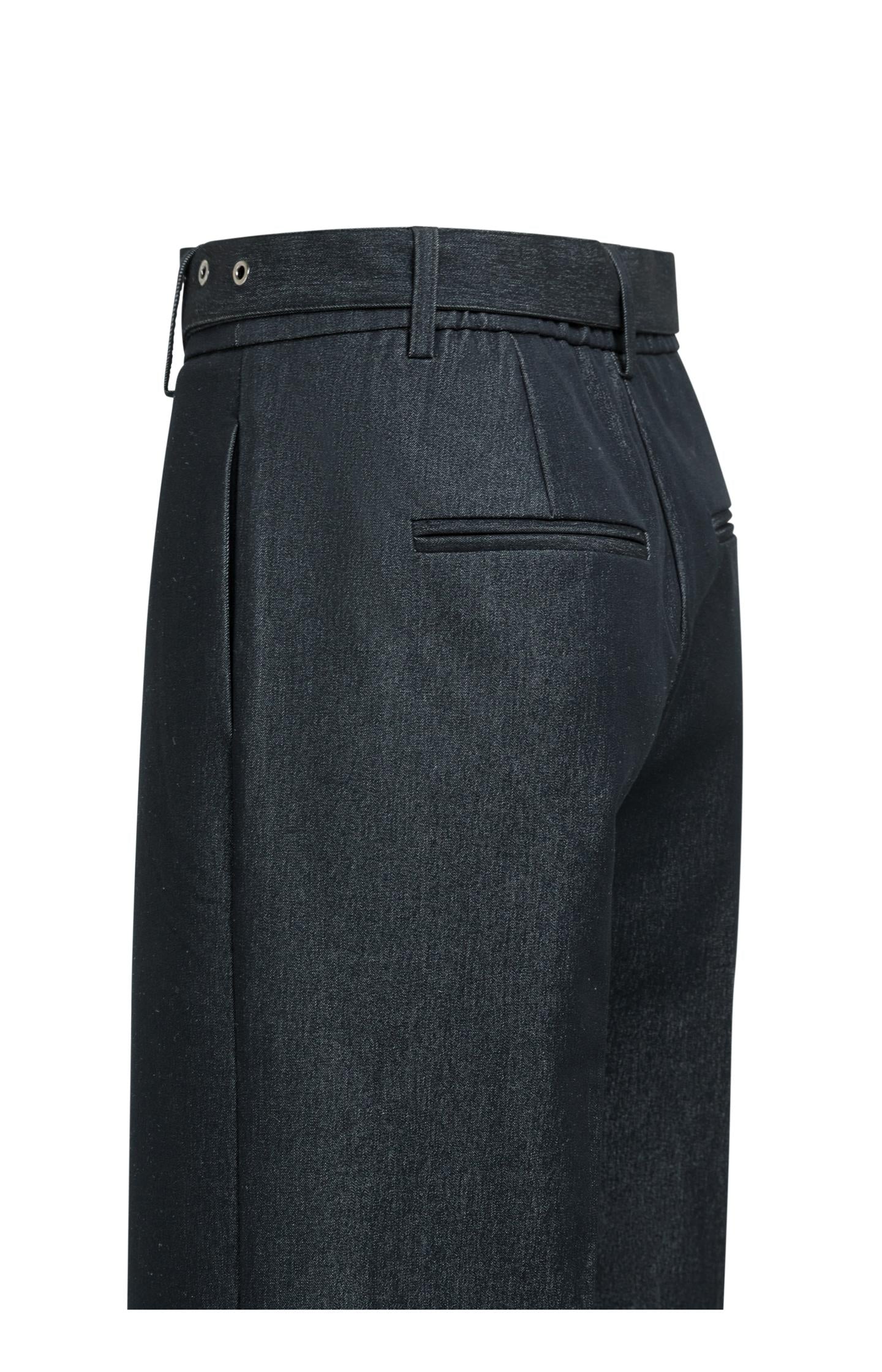Woven trousers with belt and subtle sheen