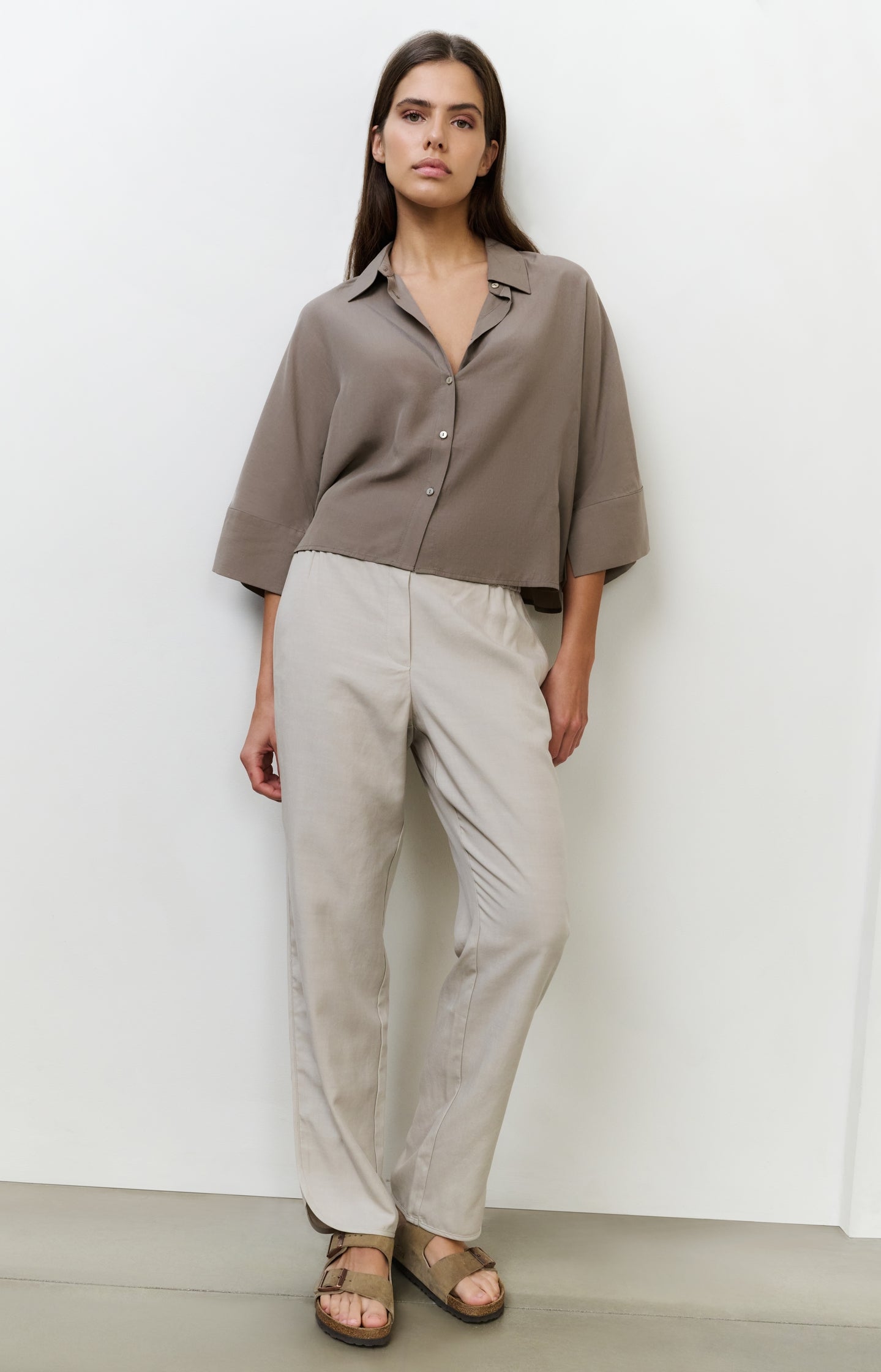 Woven trousers with elastic waistband and curved hem - Type: lookbook