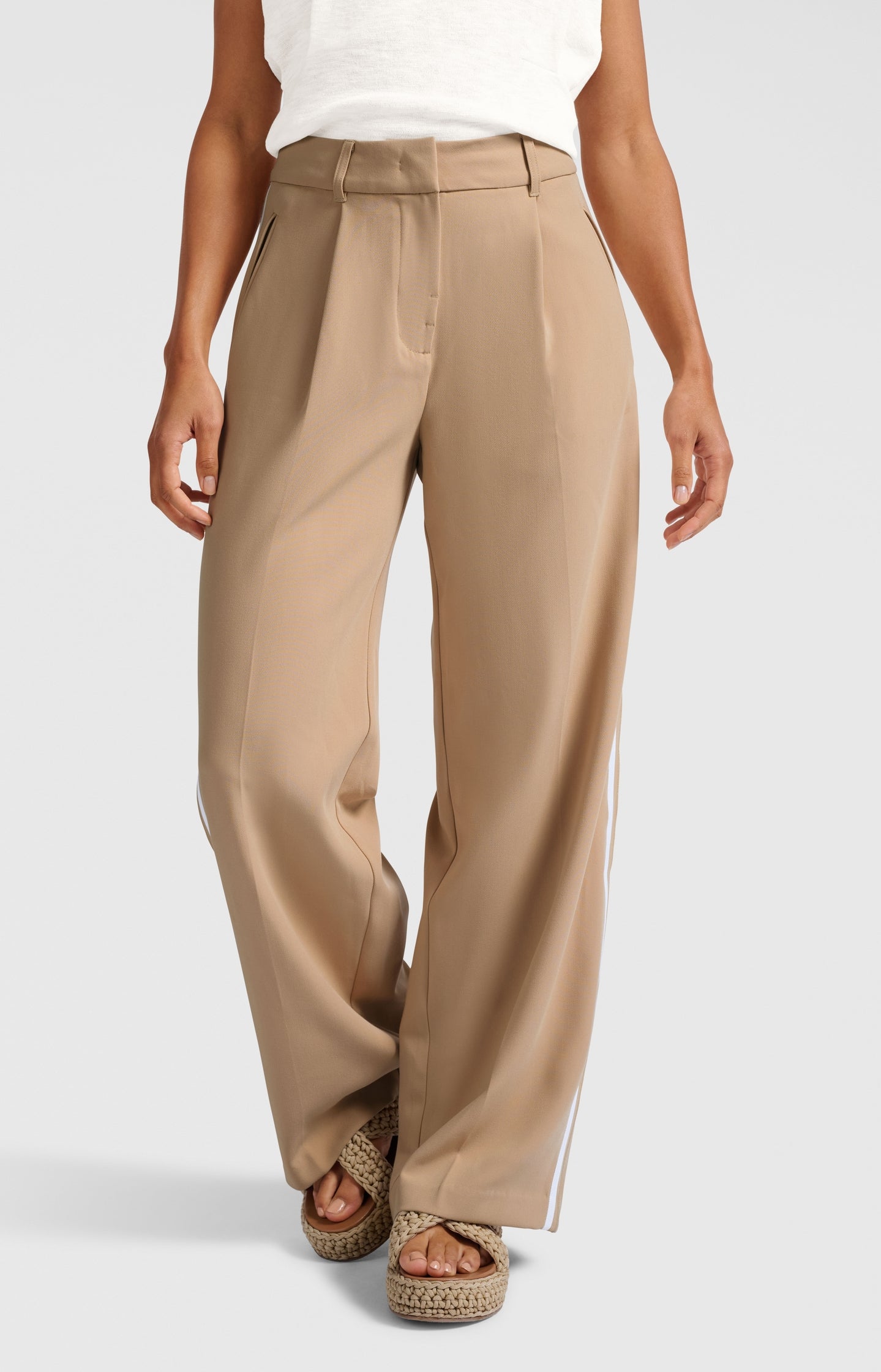 Woven trousers with stripe