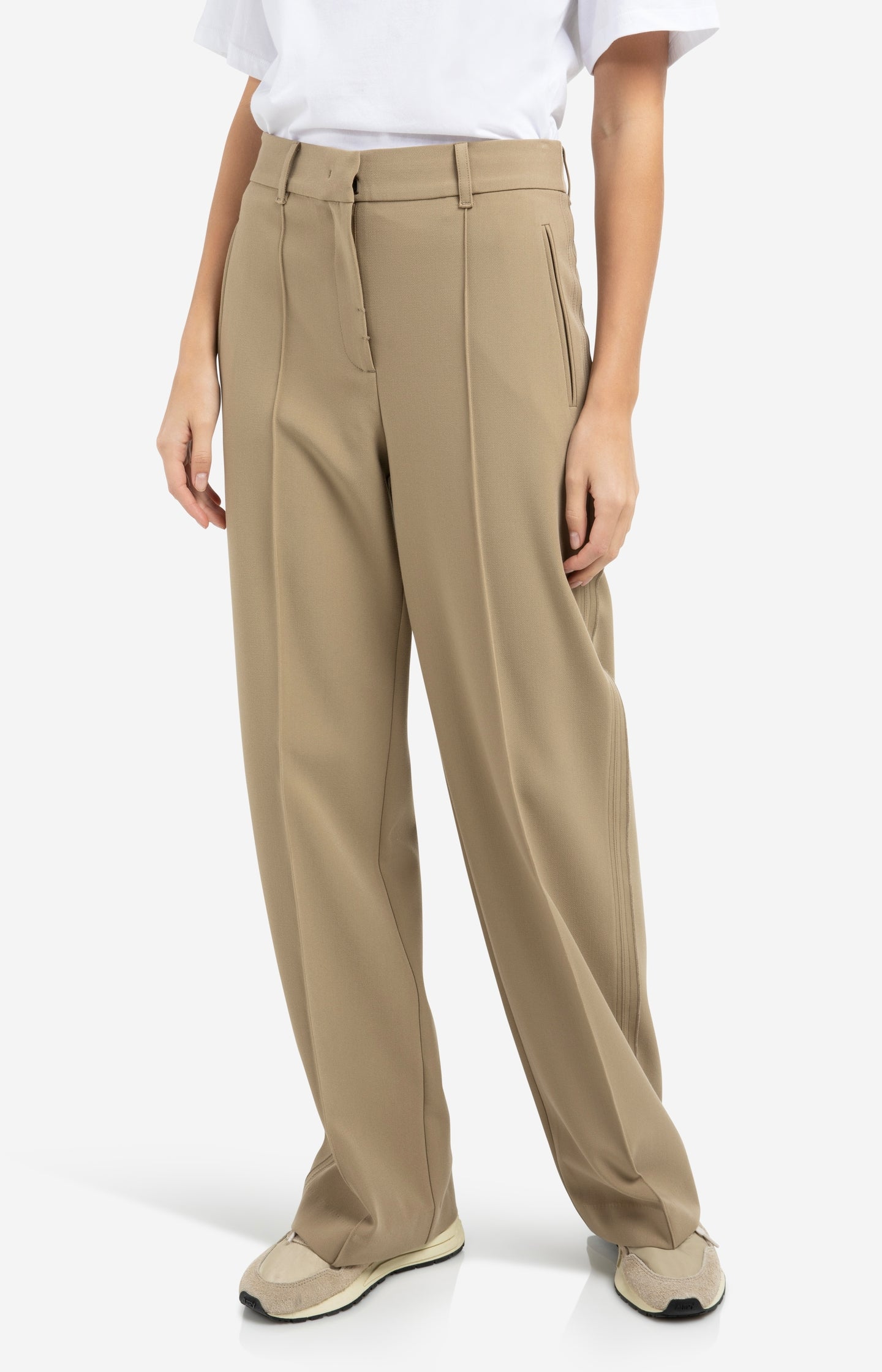 Woven trousers with wide legs and stitched details - Brown