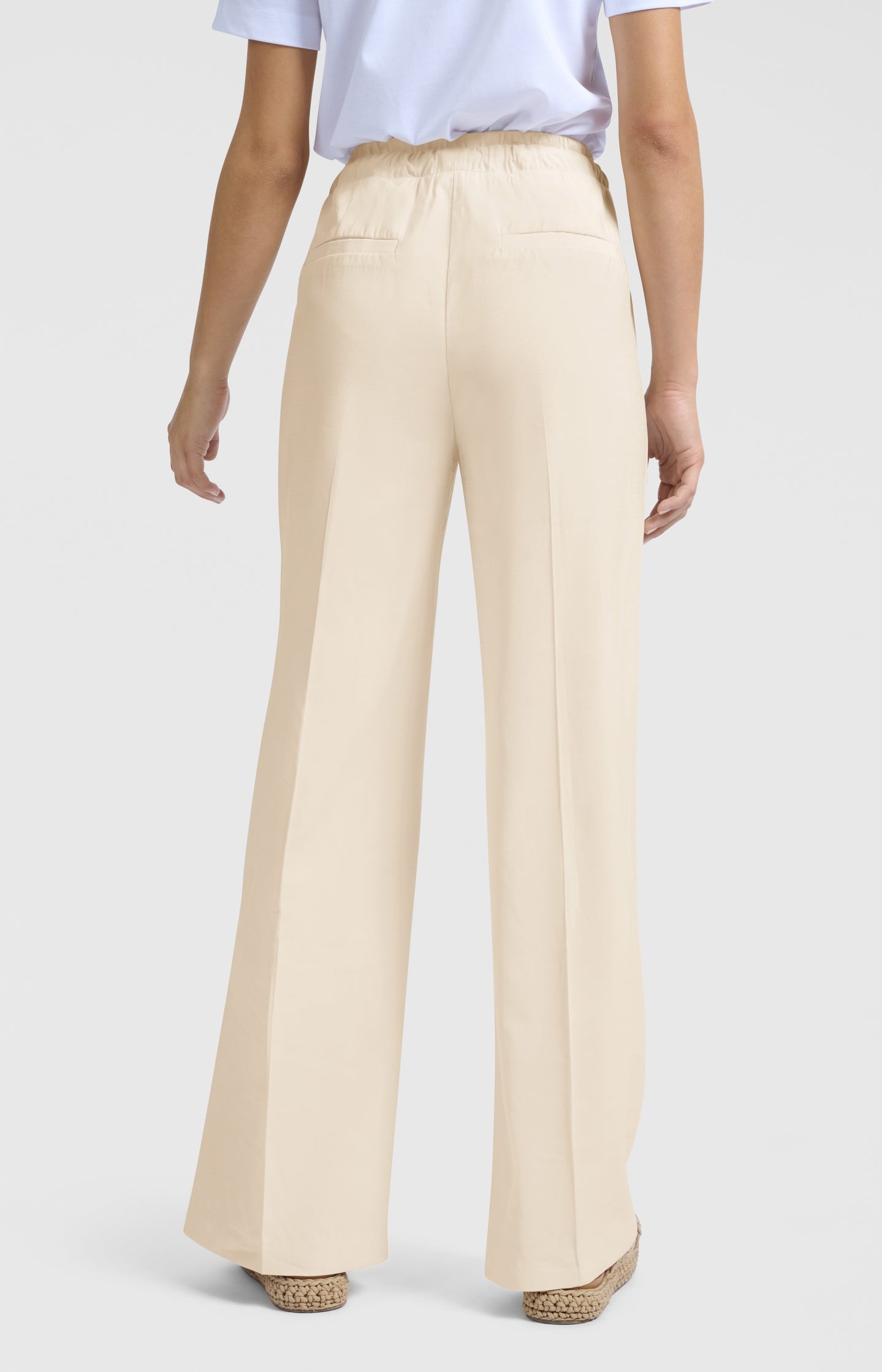 Woven wide-leg trousers with satin waistband - Type: lookbook