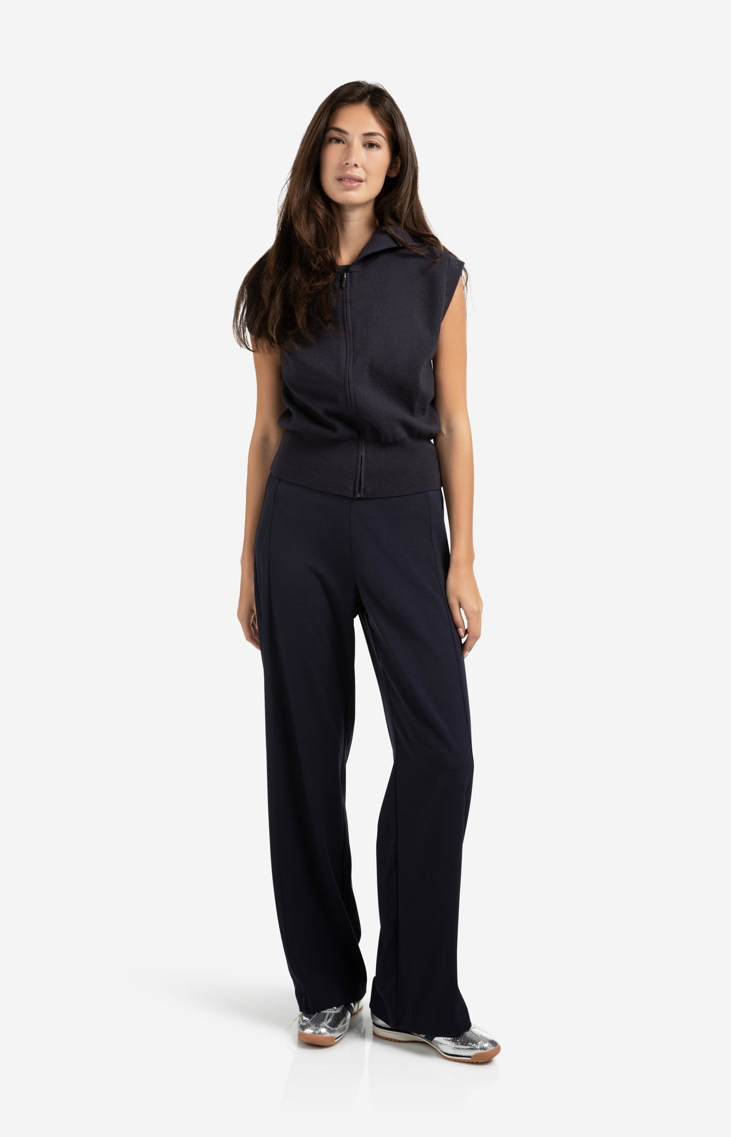 Woven wide leg trousers with seam details
