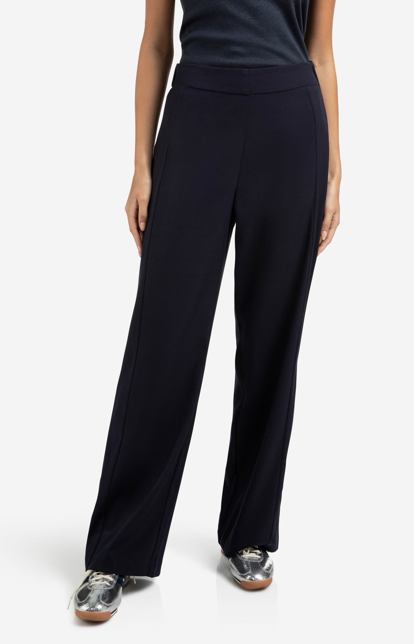 Woven wide leg trousers with seam details