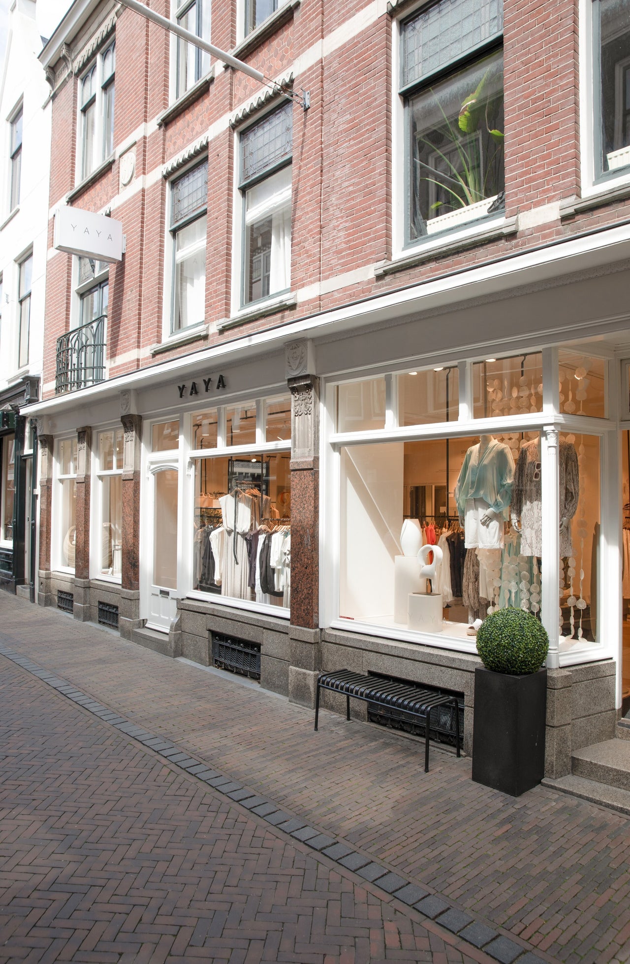 Utrecht YAYA concept store