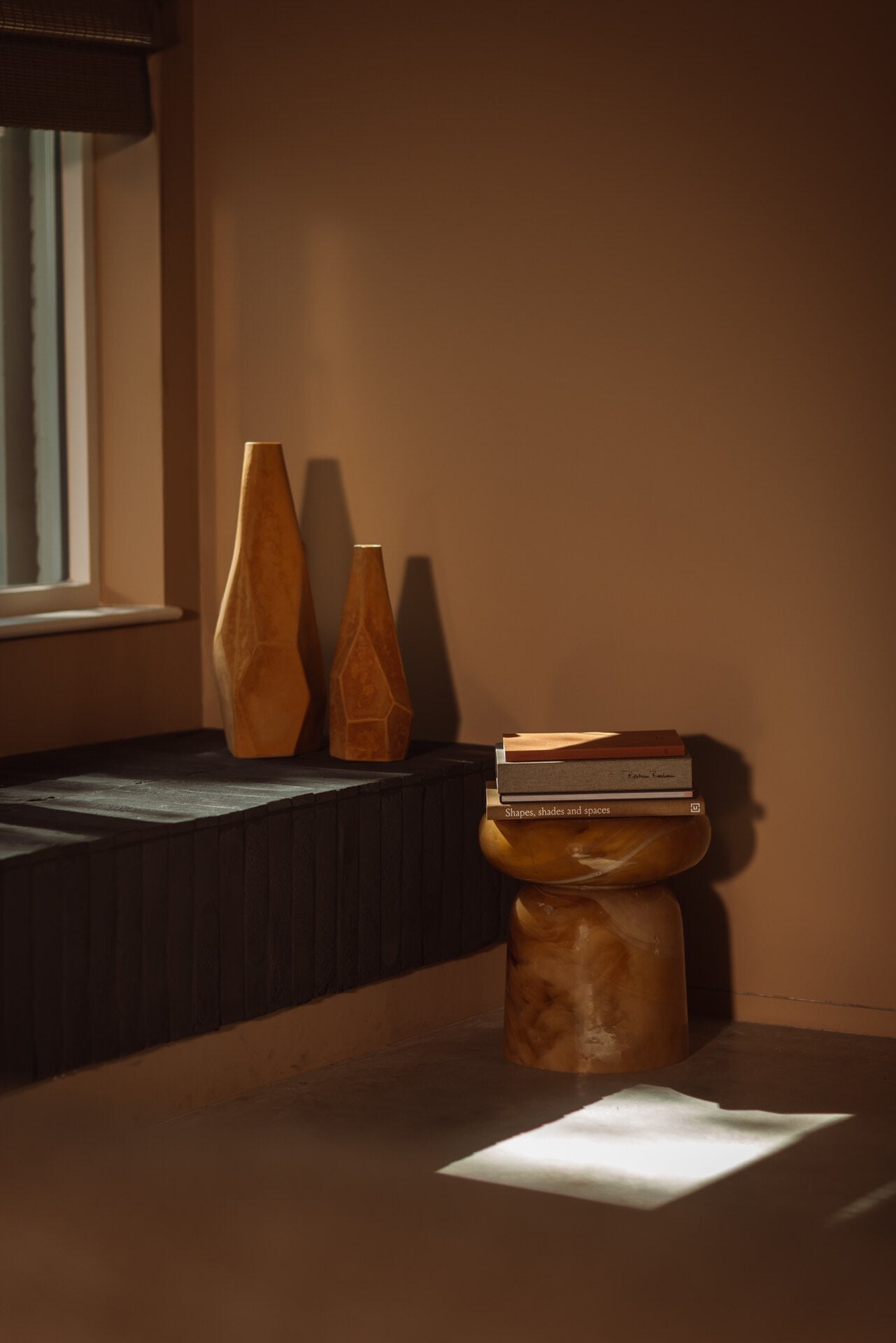 Glass side table - Type: product
