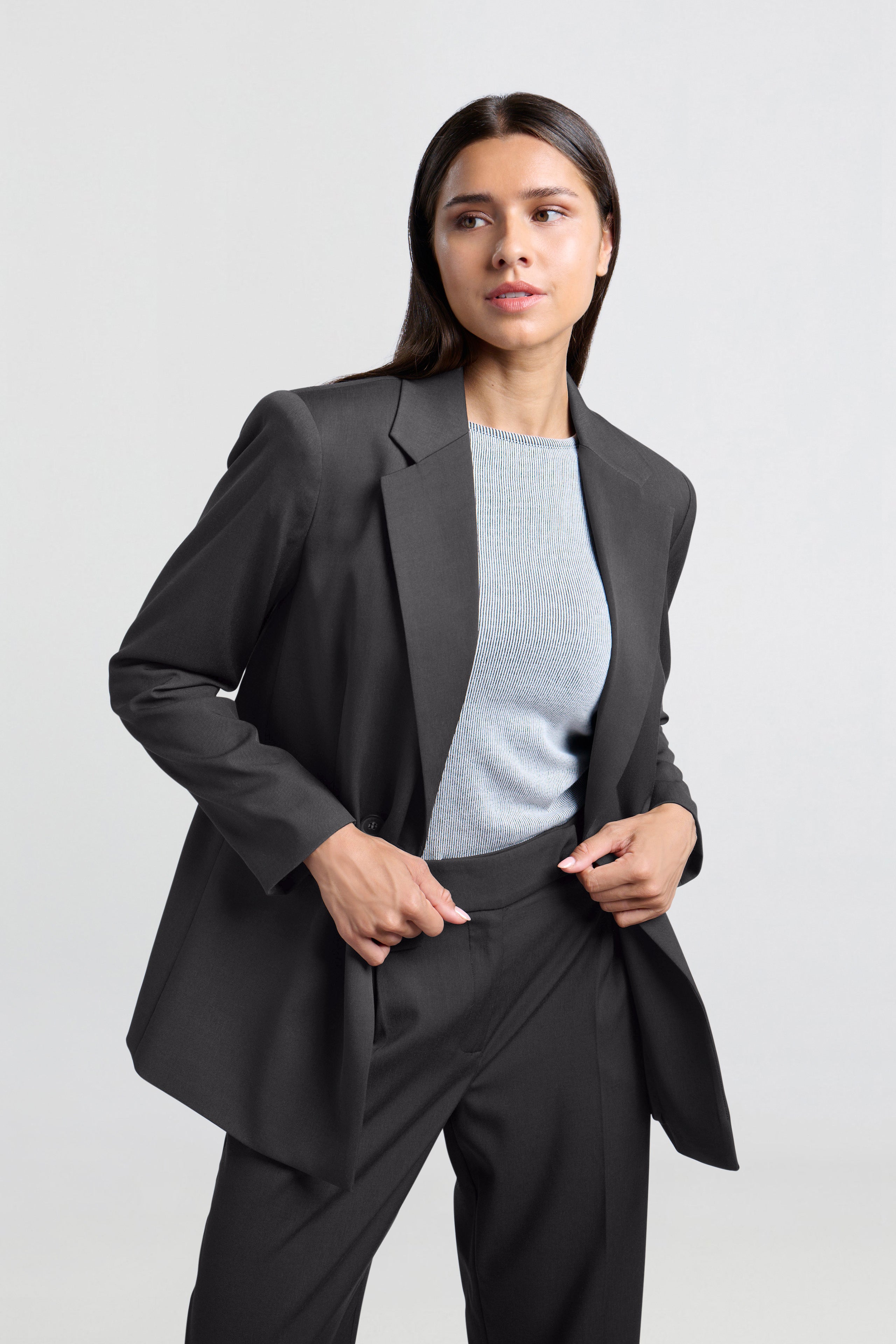 Blazer with double-breasted button closure