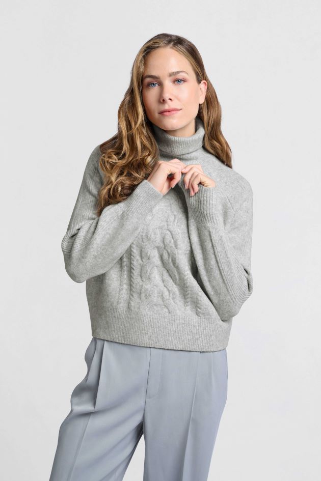 Turtleneck sweater with cable pattern and long sleeves