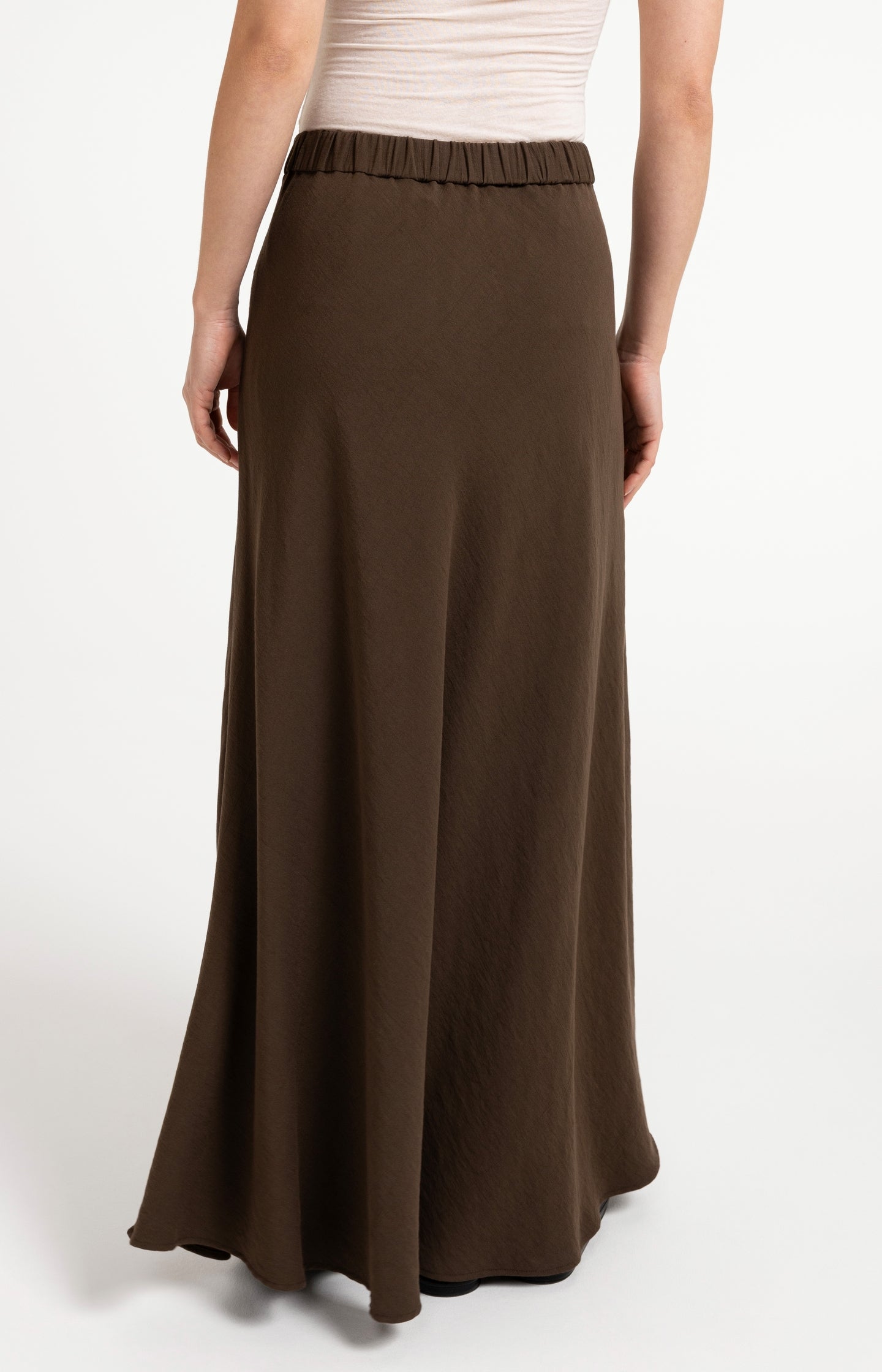 A-line maxi skirt with elastic waistband - Type: video