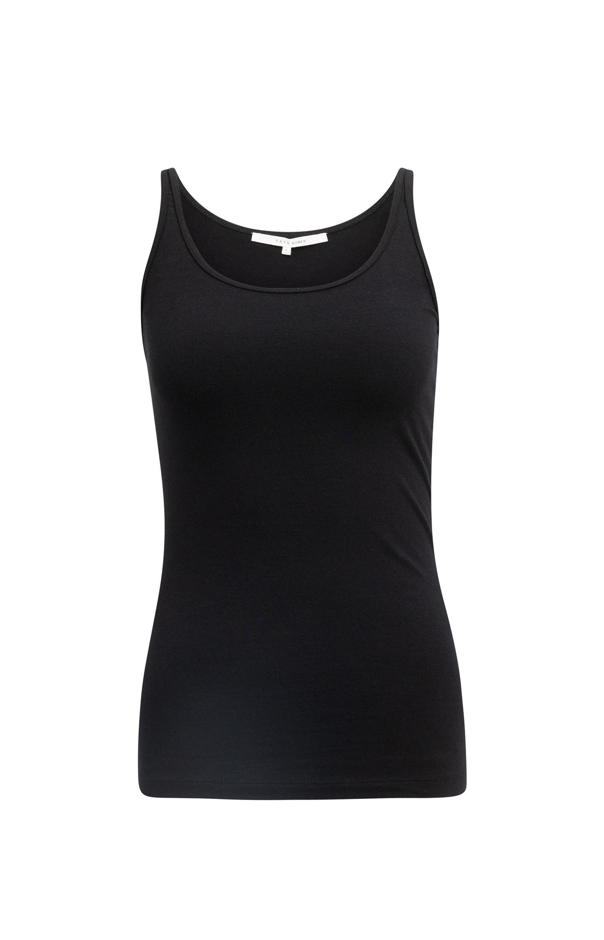 Pure White basic singlet met medium-width schouderbanden en ronde hals - YAYA