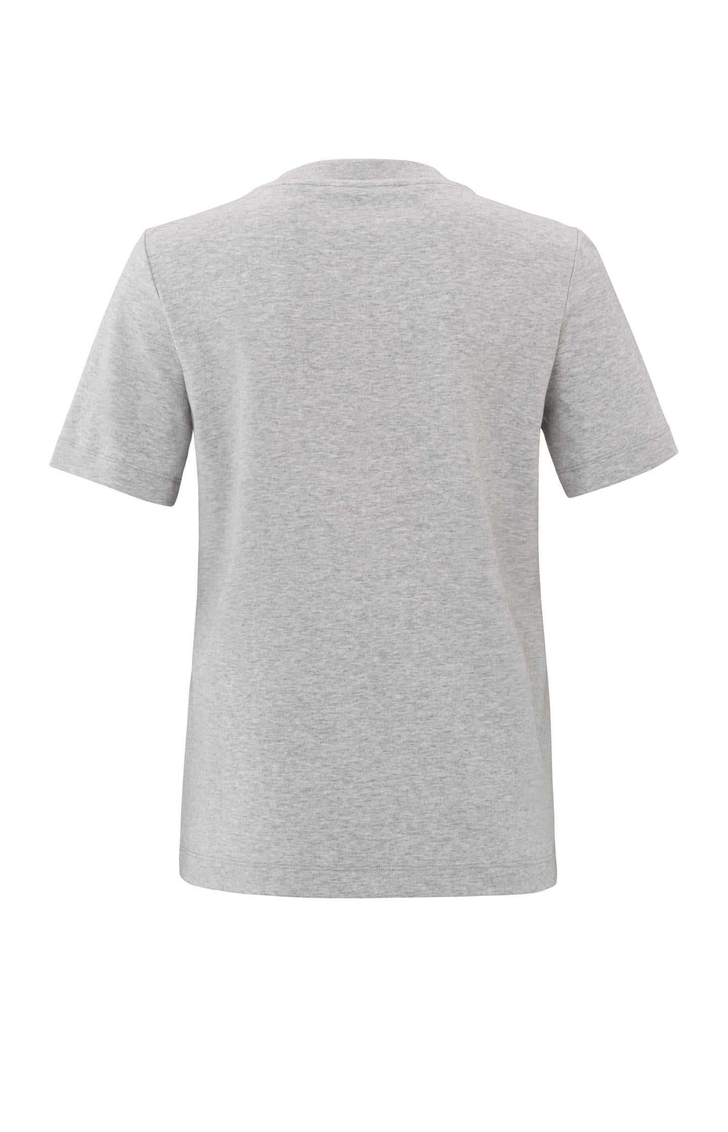 Basic T-shirt with V-neck and short sleeves