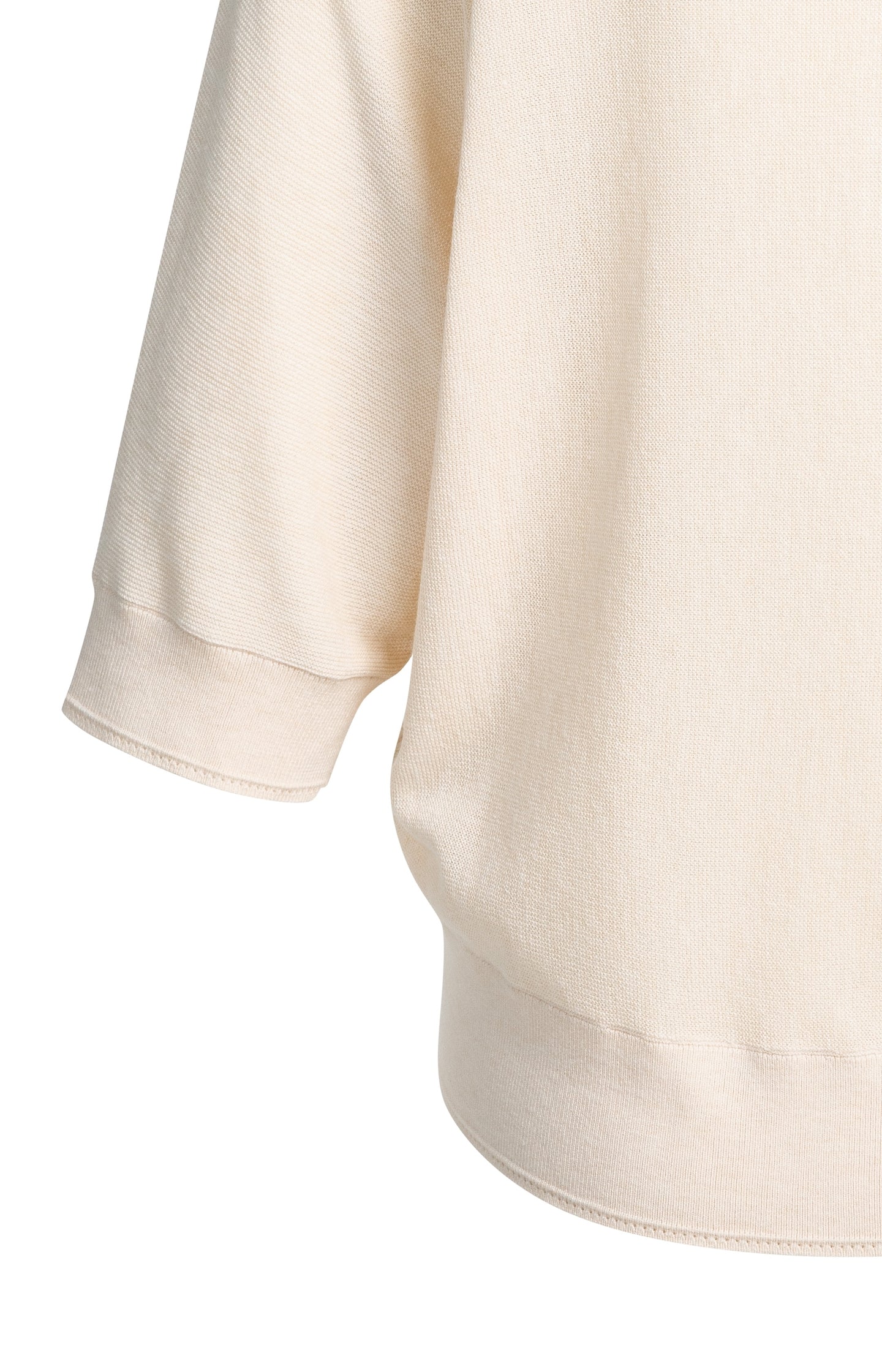 Batwing cardigan with short sleeves and button closure