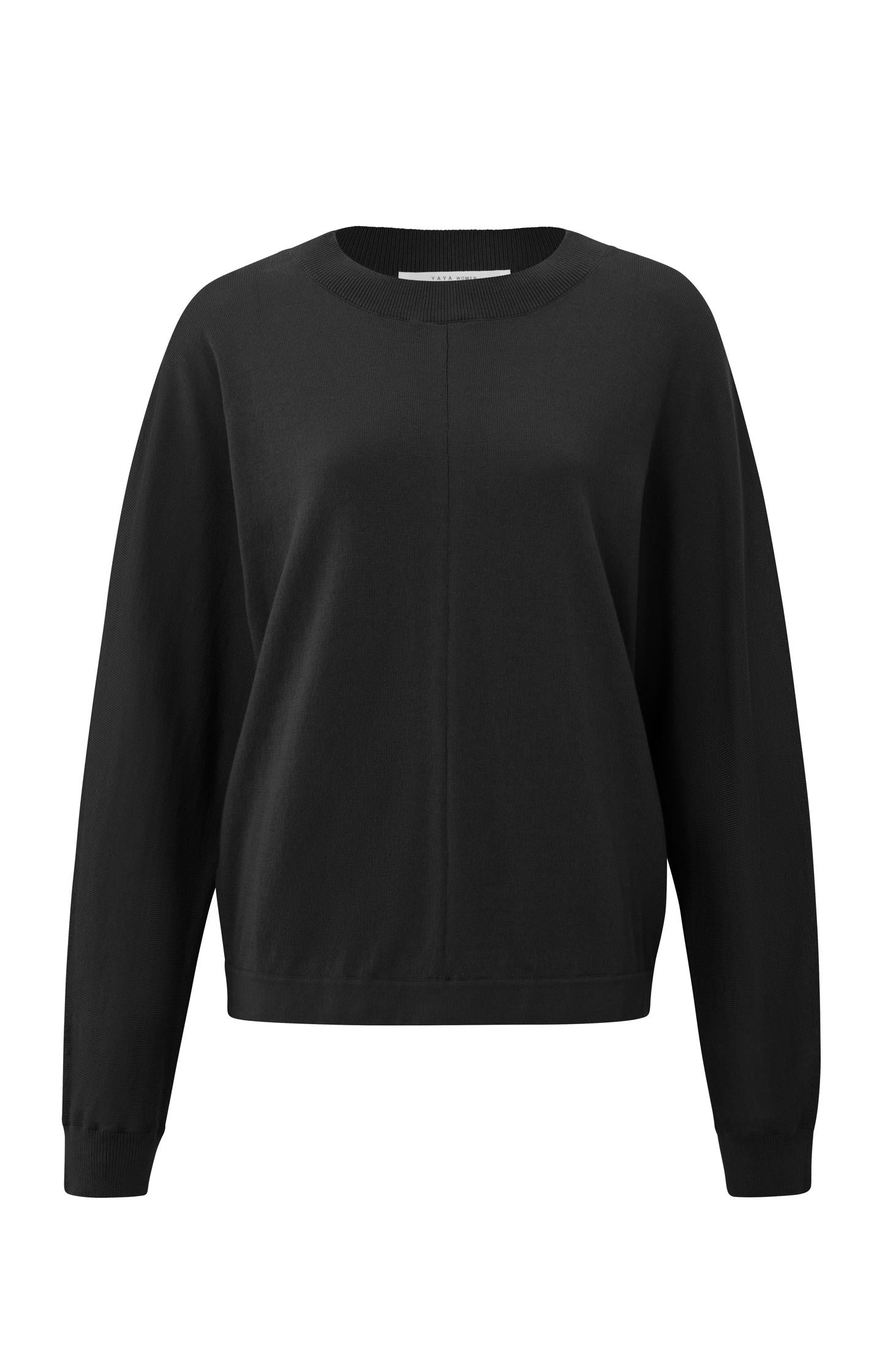 Batwing sweater with round neck and long sleeves - Type: product