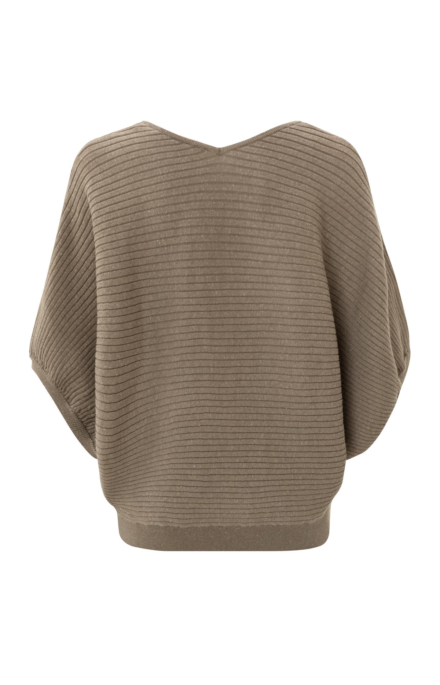 Batwing sweater with V-neck, 7/8 sleeves and ribbed details