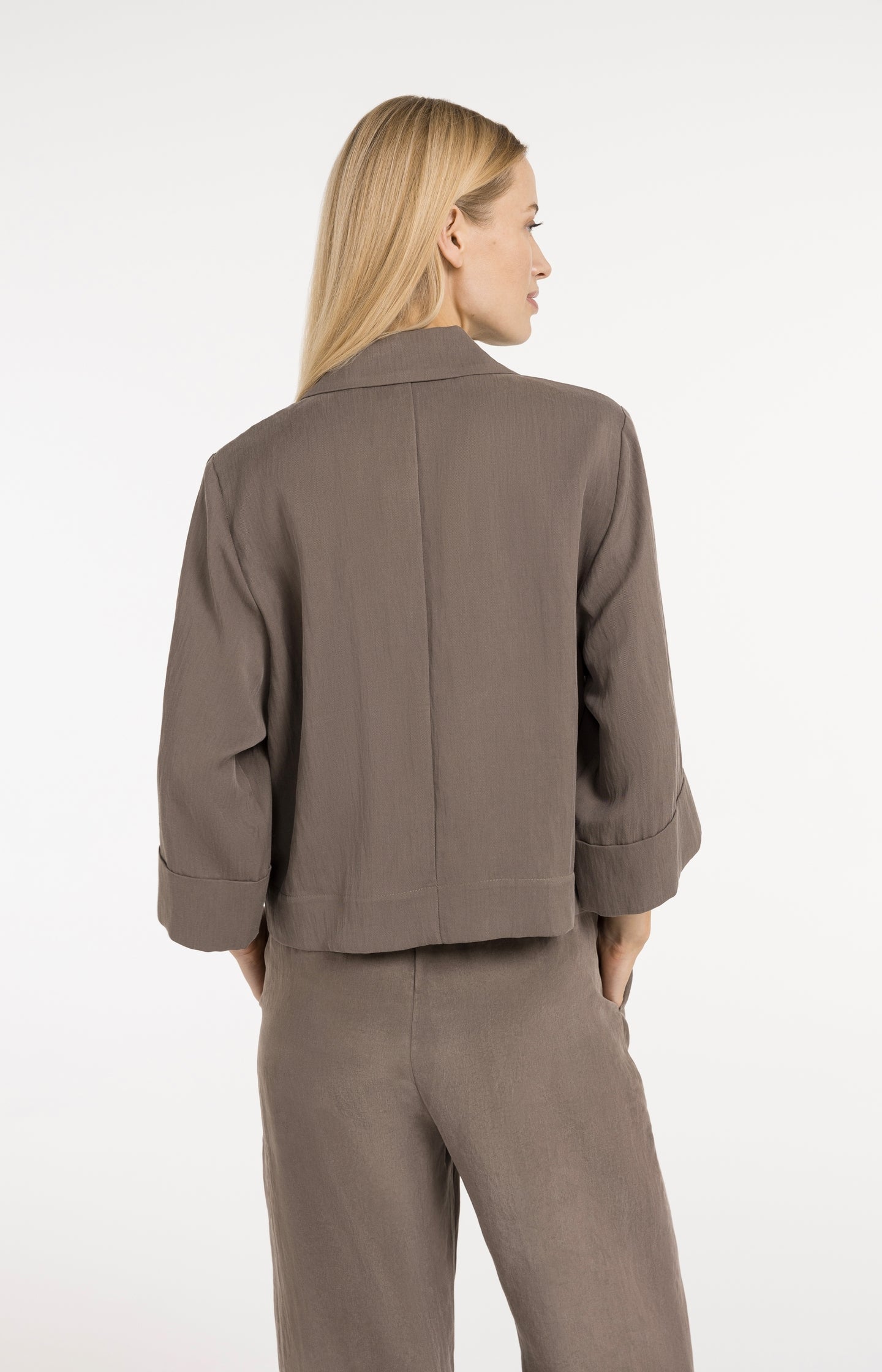 Blazer with kimono sleeves and buttons