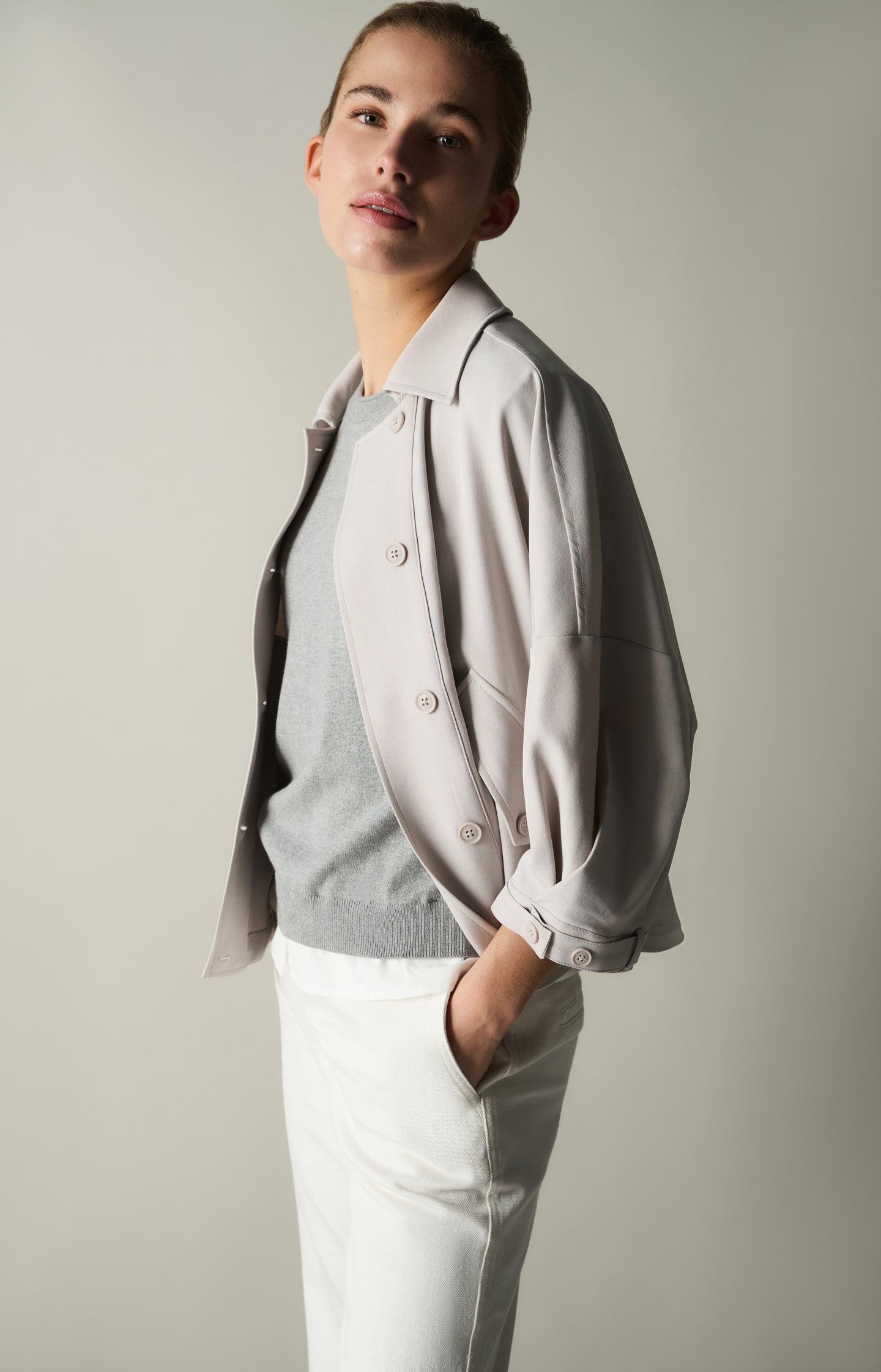 Blouse jacket with adjustable waistband and pockets