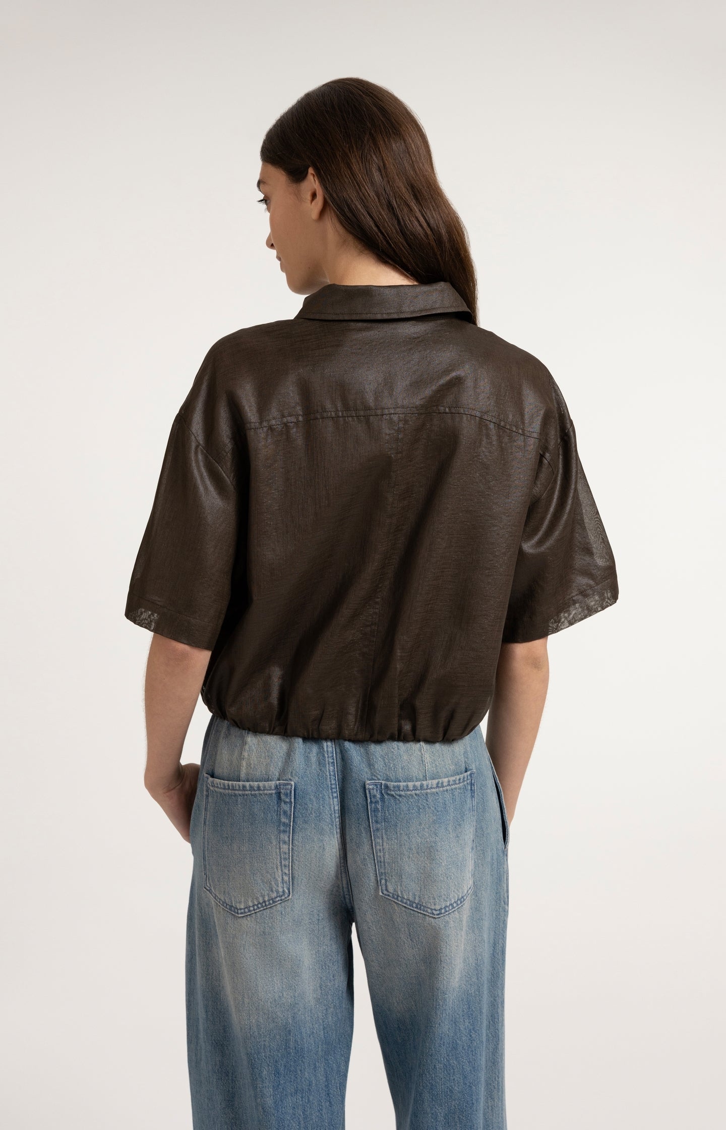 Blouse jacket with coated finish - Type: video