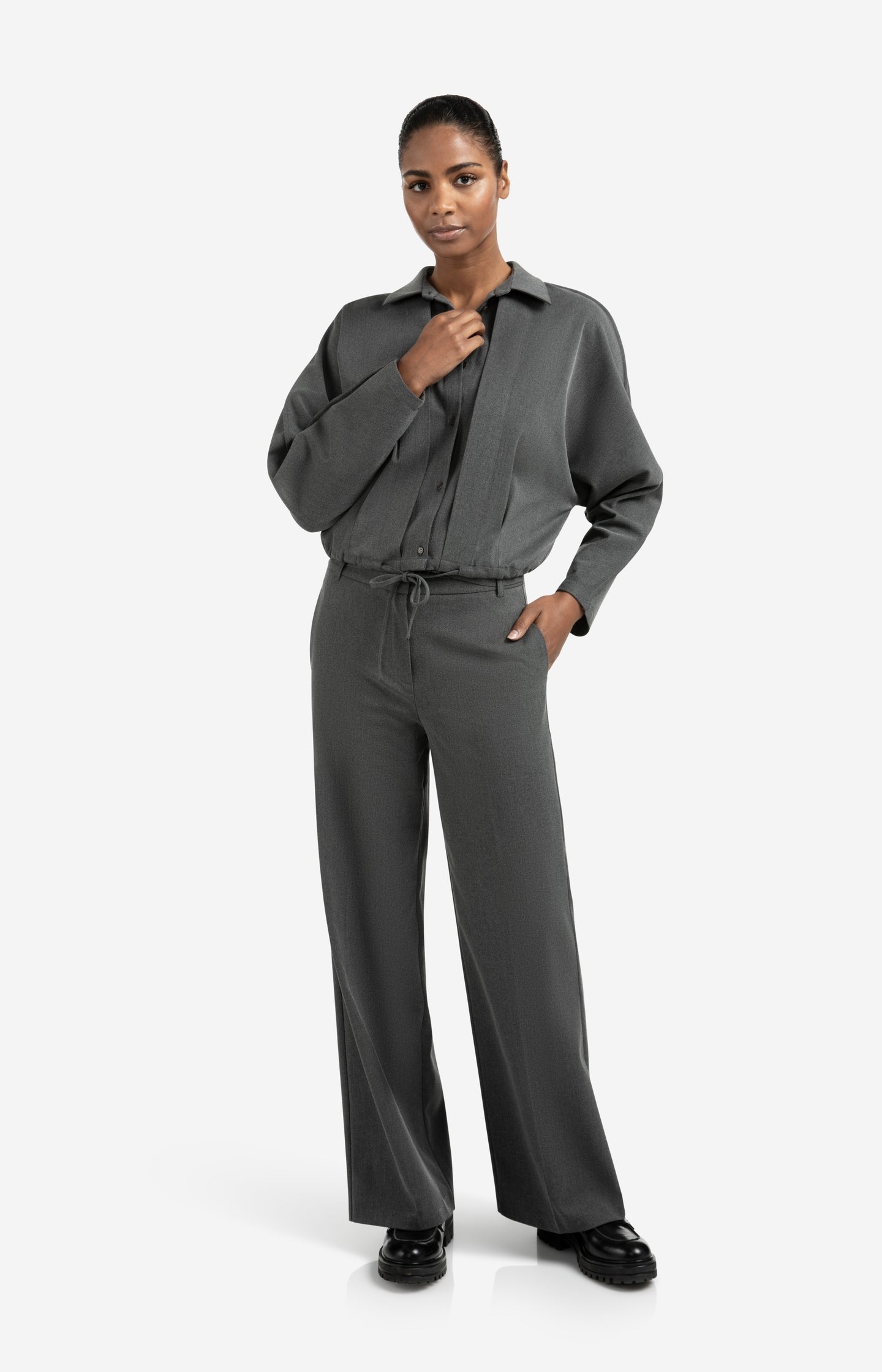 Blouse jacket with waist pleats and tie closure - Type: lookbook
