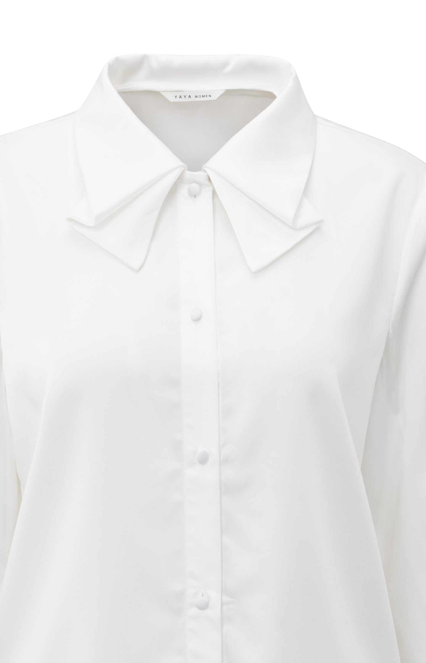 Blouse with bow detail in the collar