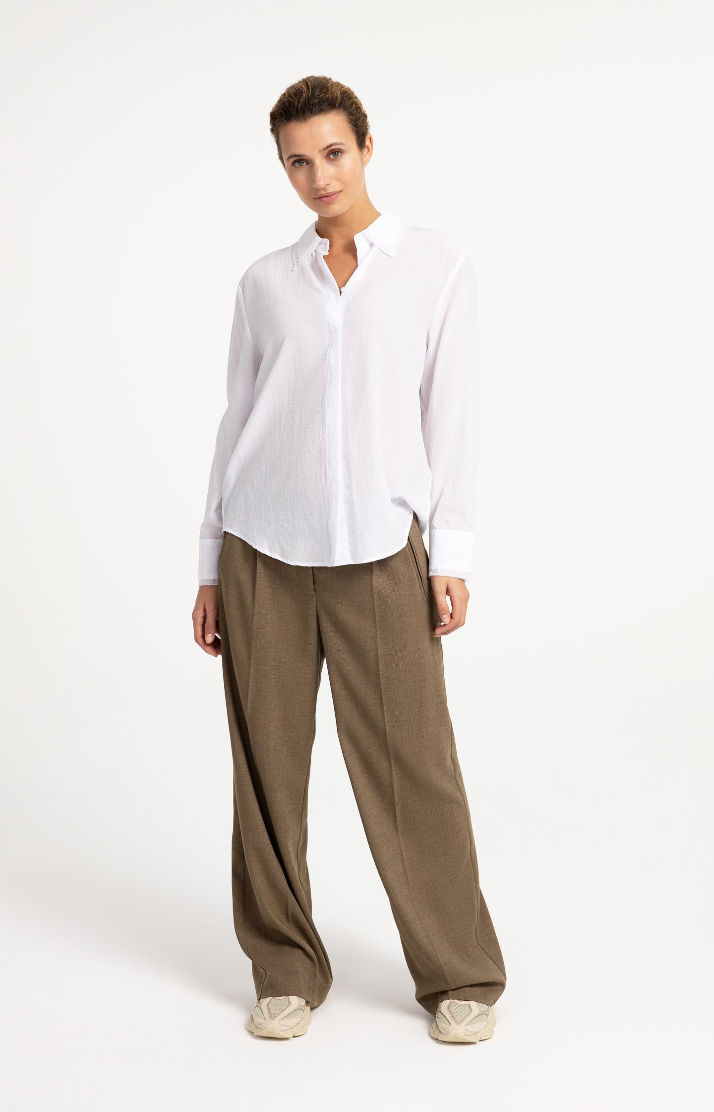 Blouse with collar detail and long sleeves