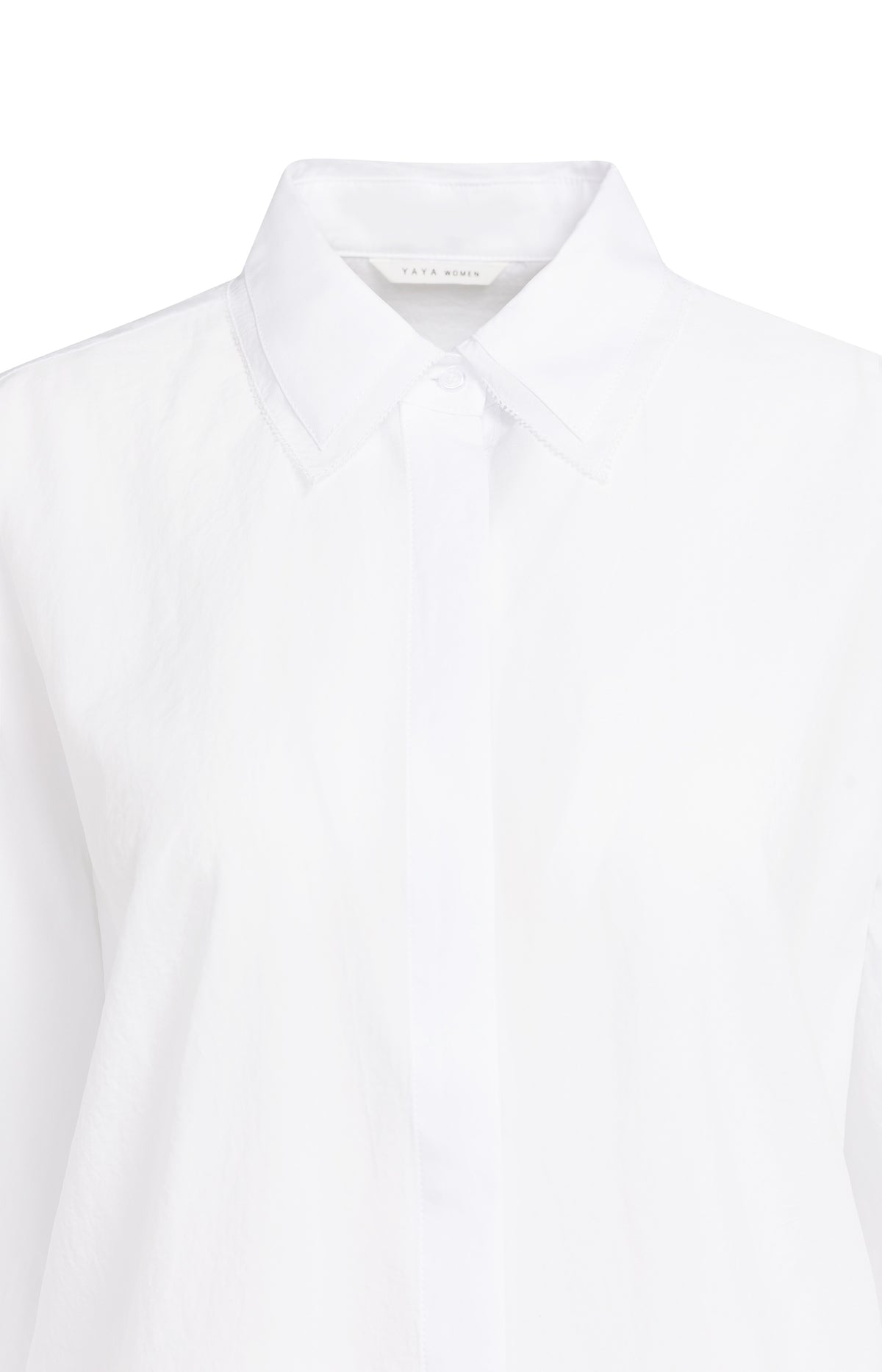 Blouse with collar detail and long sleeves