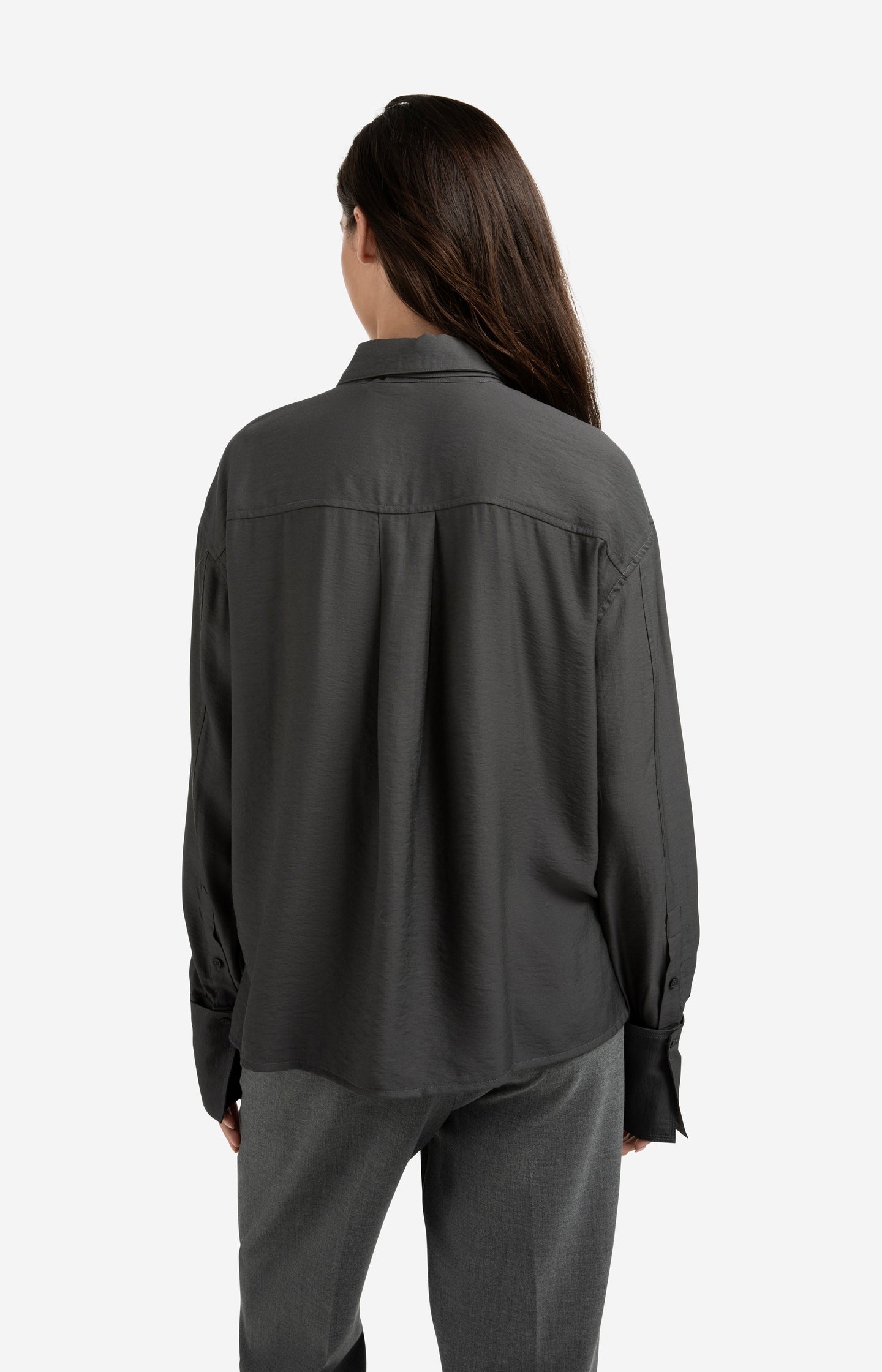 Blouse with removable collar and cuffs