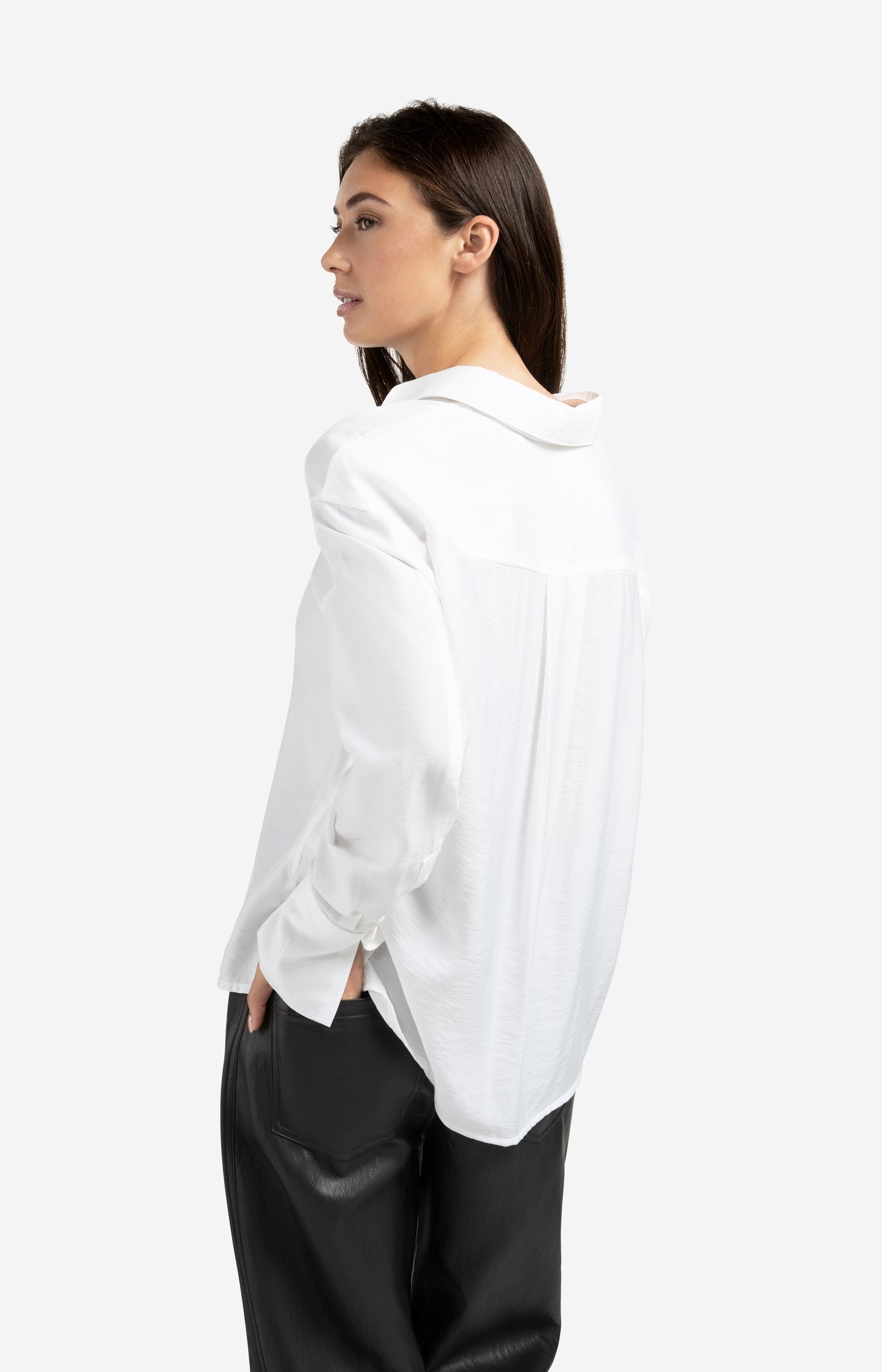Blouse with removable collar and cuffs - Type: lookbook