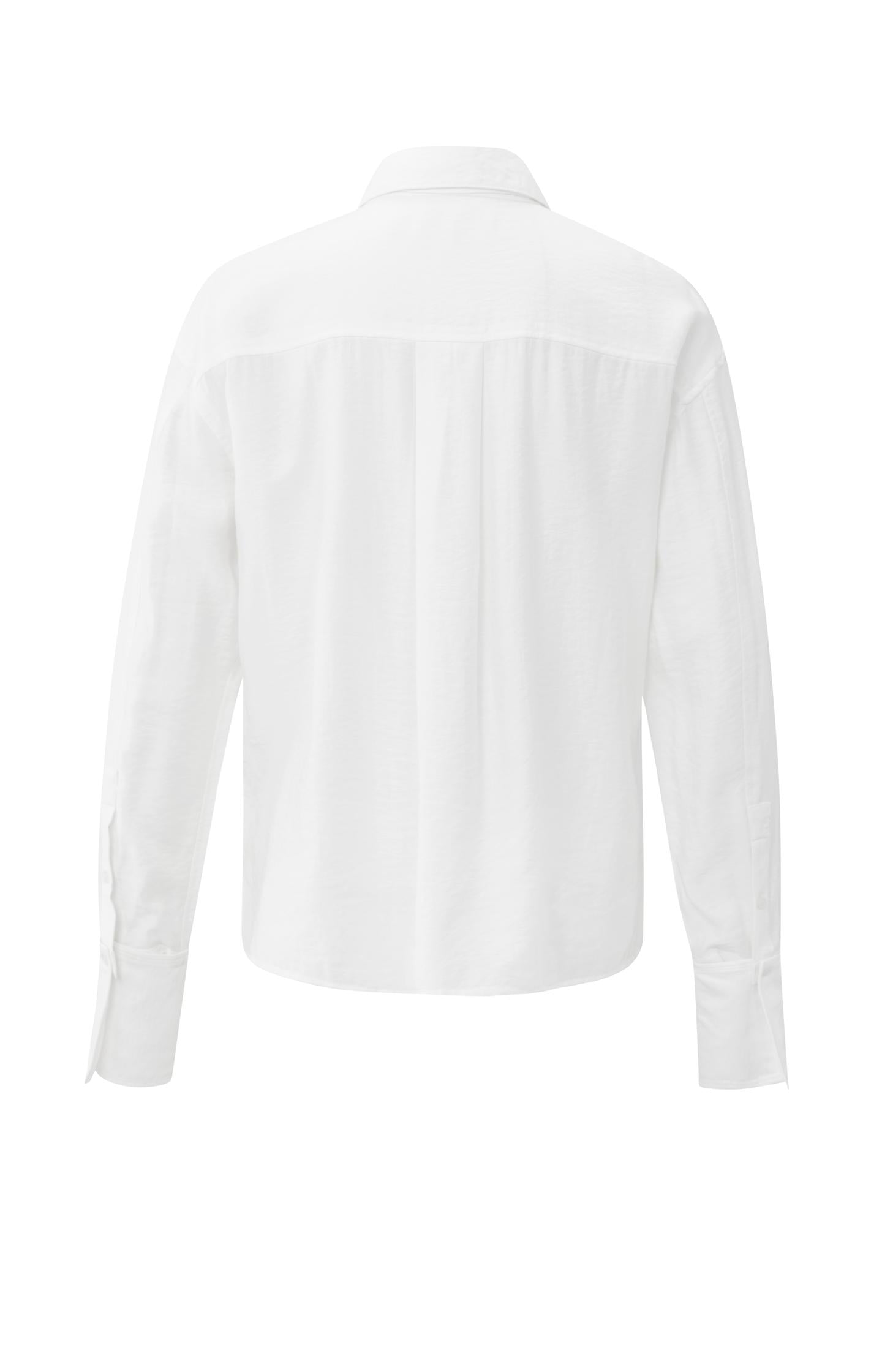 Blouse with removable collar and cuffs
