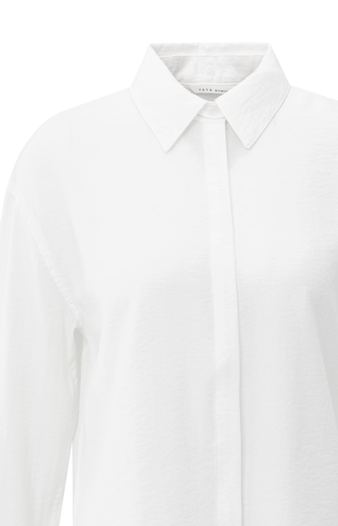 Blouse with removable collar and cuffs