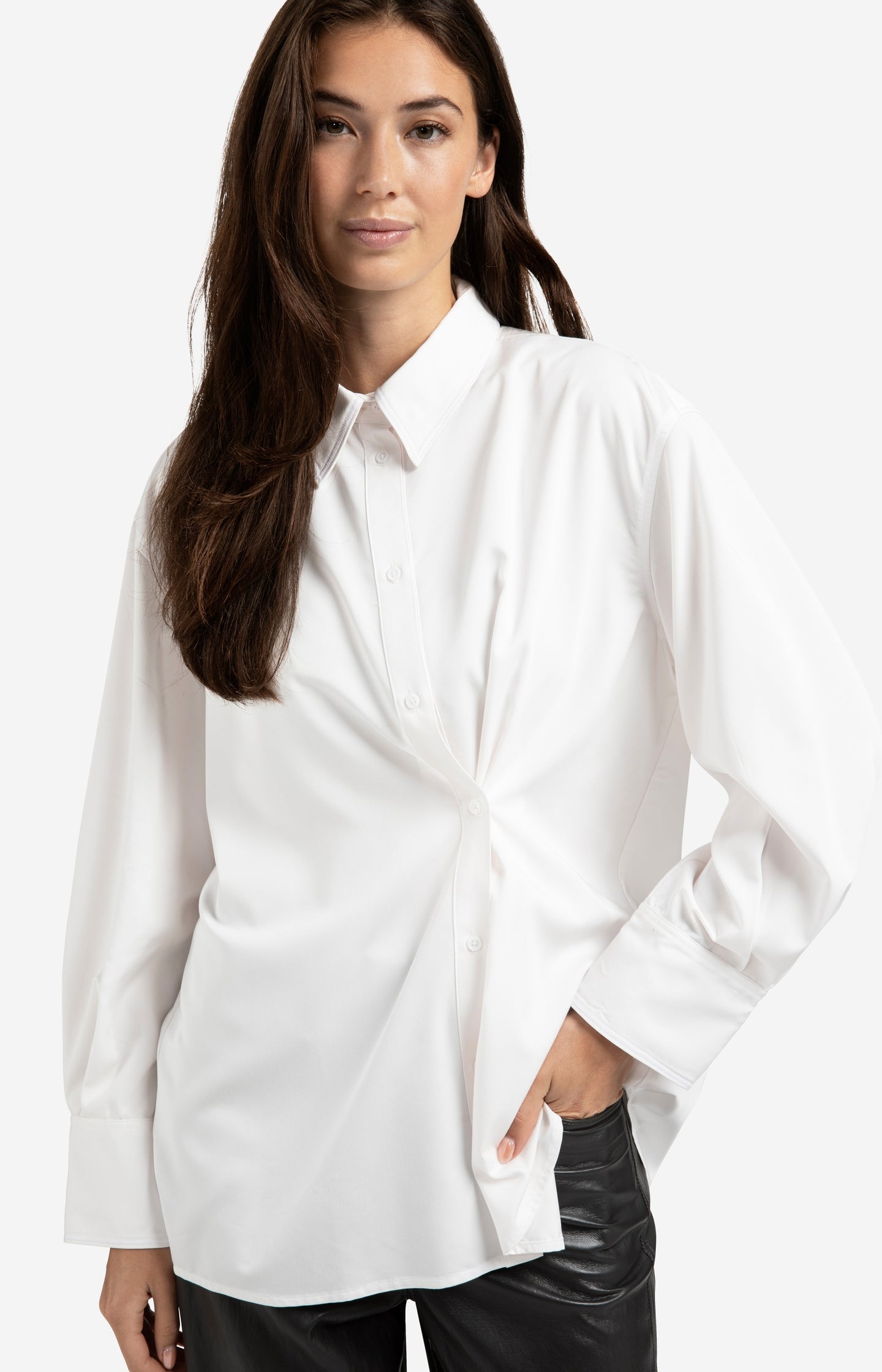 Blouse with tie and long sleeves