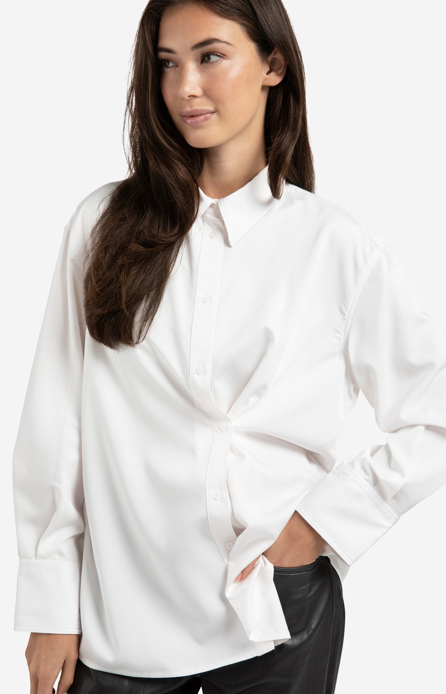 Blouse with tie and long sleeves