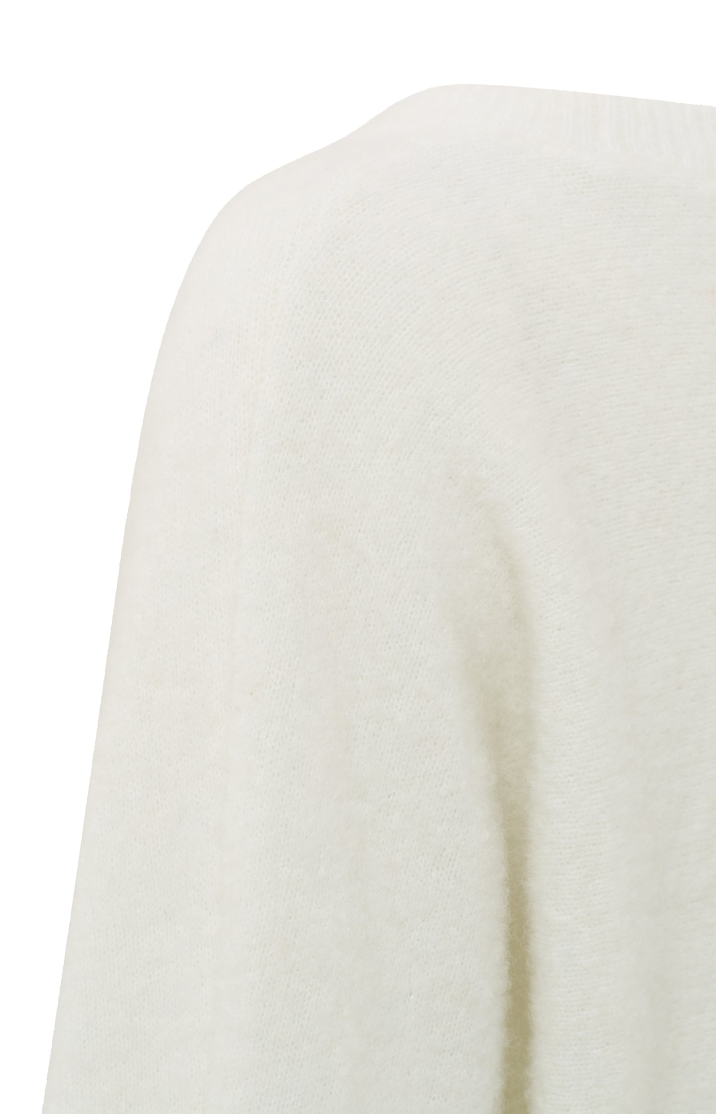 Boatneck sweater with long sleeves and a seam detail