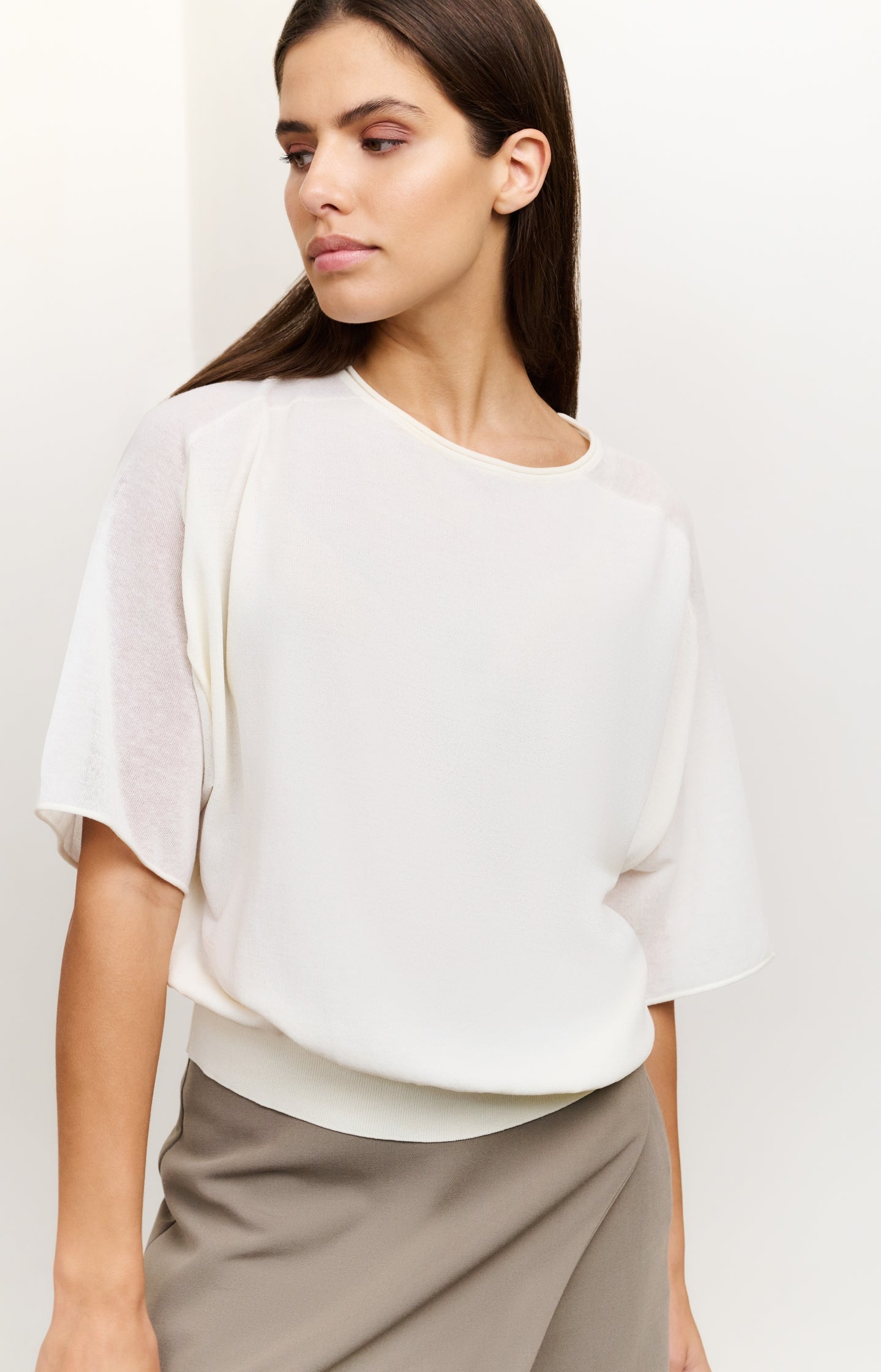 Boatneck sweater with sheer sleeves - Type: lookbook