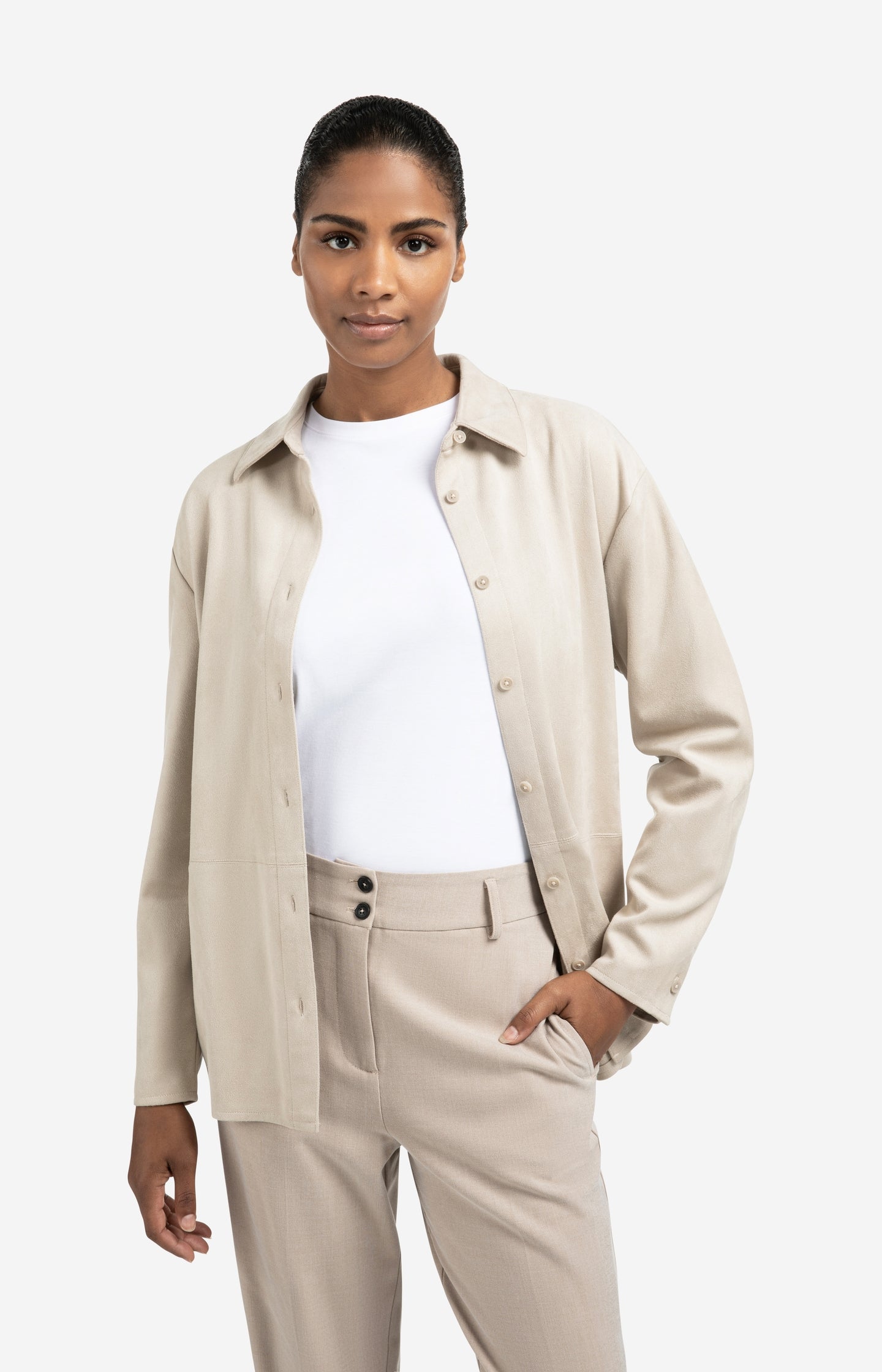 Boouse with suede-look and thin belt