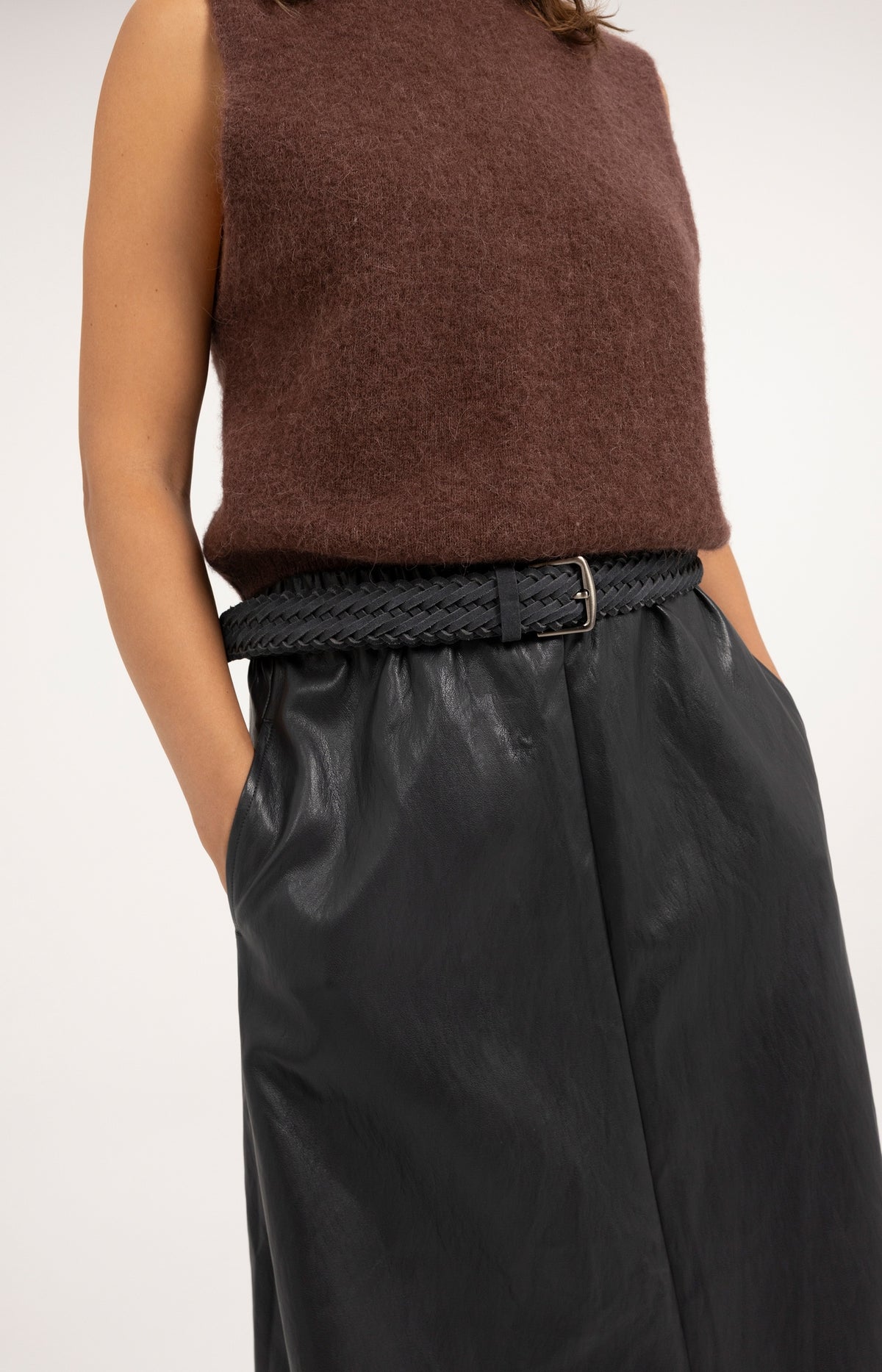 Braided suede belt with buckle - Dark Anthracite