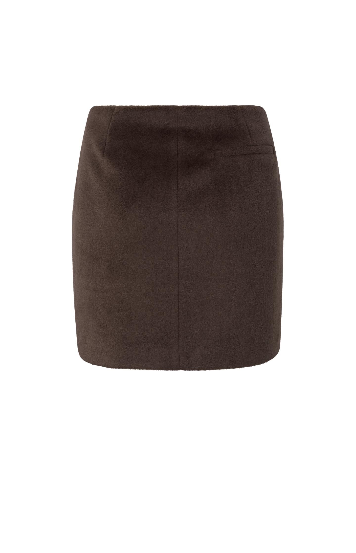 Brown mini skirt with fitted fit