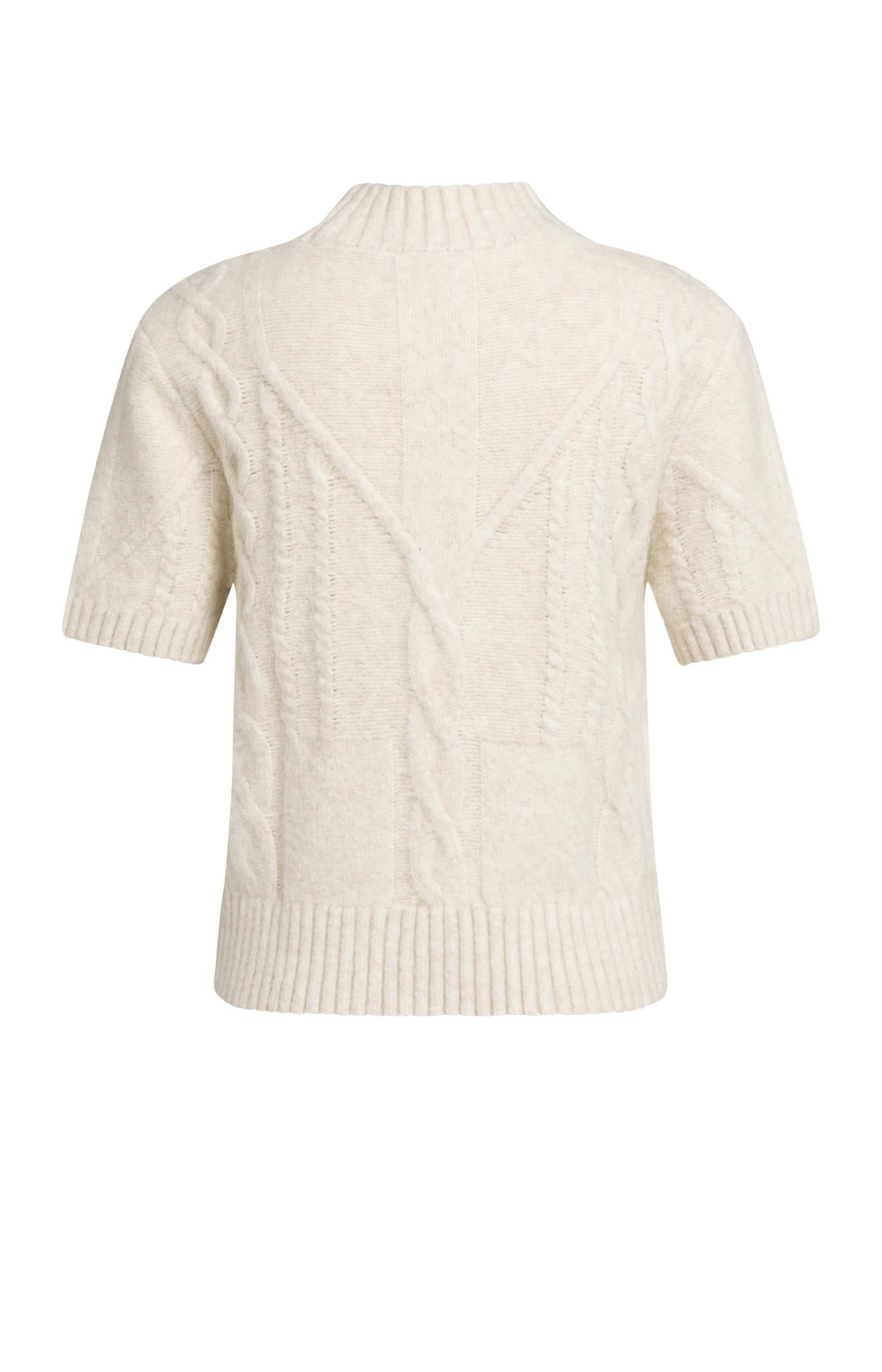 Cable knit sweater with short sleeves