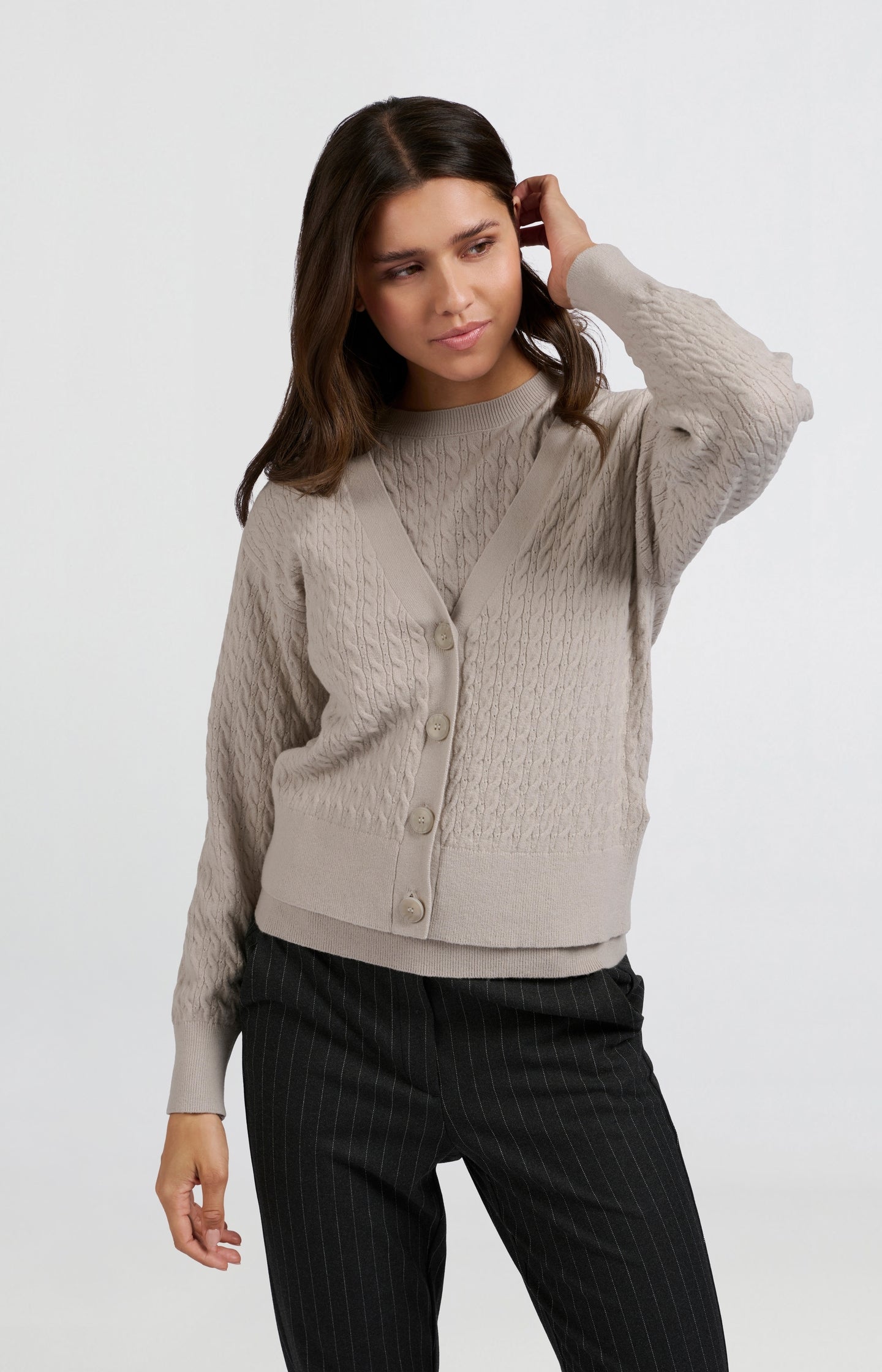 Cardigan with cable pattern, long sleeves and deep V-neck - Type: lookbook