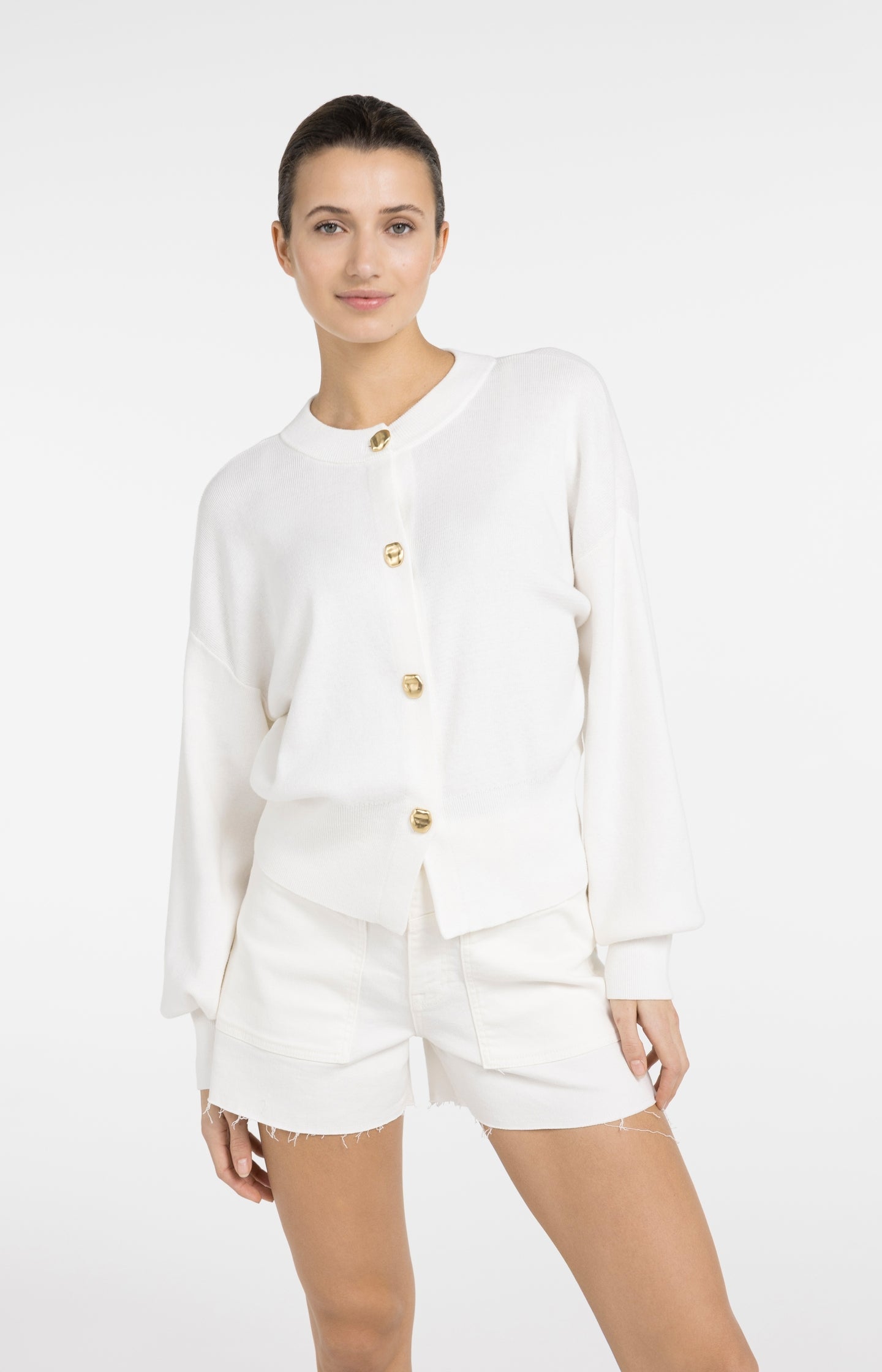 Cardigan with round neck and gold-tone buttons