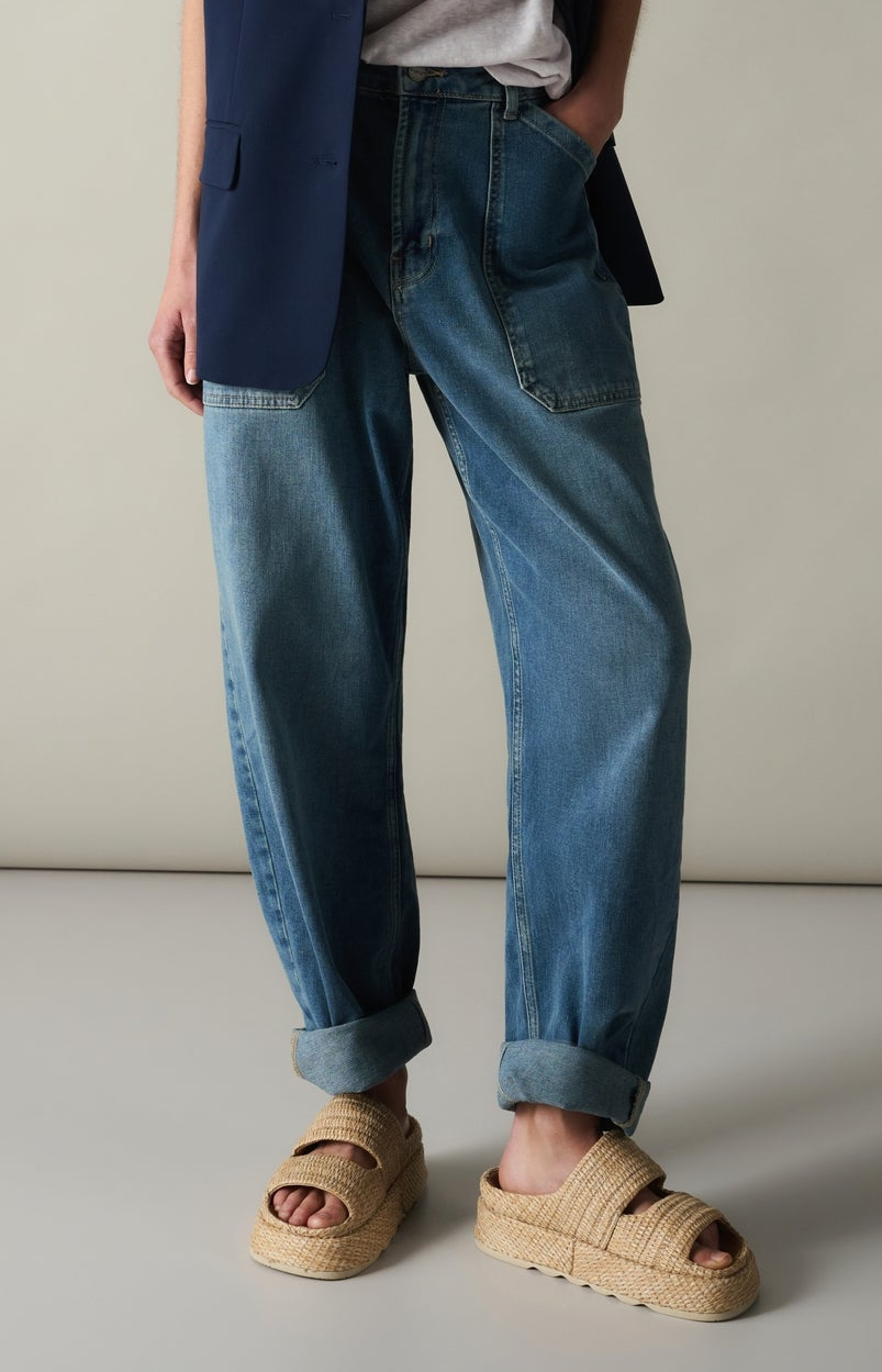 Cargo jeans with low crotch and wide legs