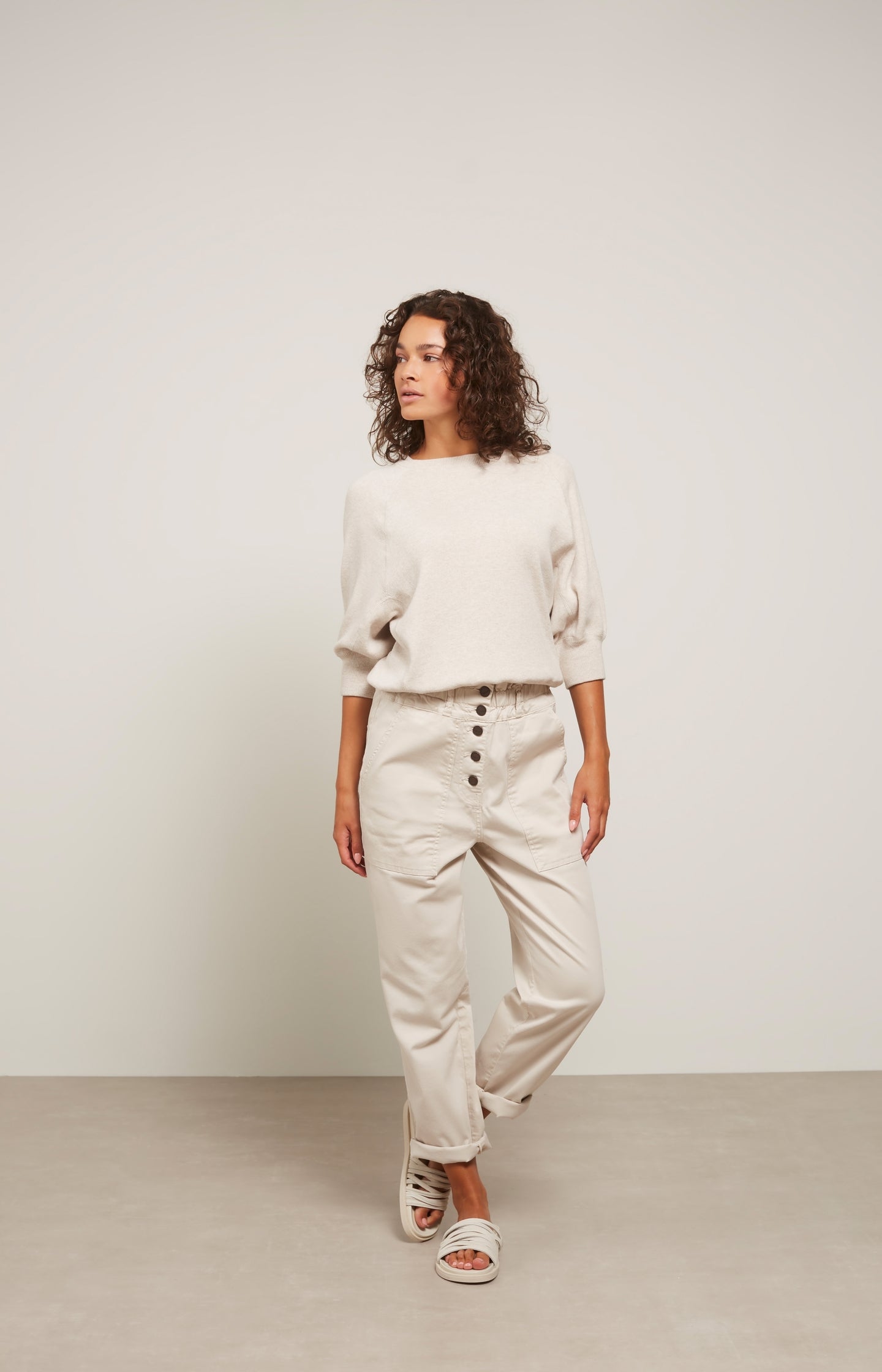 Cargo trousers with paperbag waist, pockets and buttons - Type: lookbook