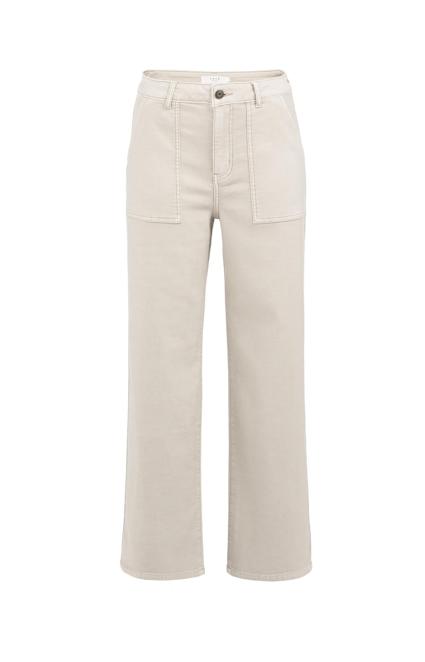 Cargo trousers with straight legs and patch pockets (L32) - Type: product