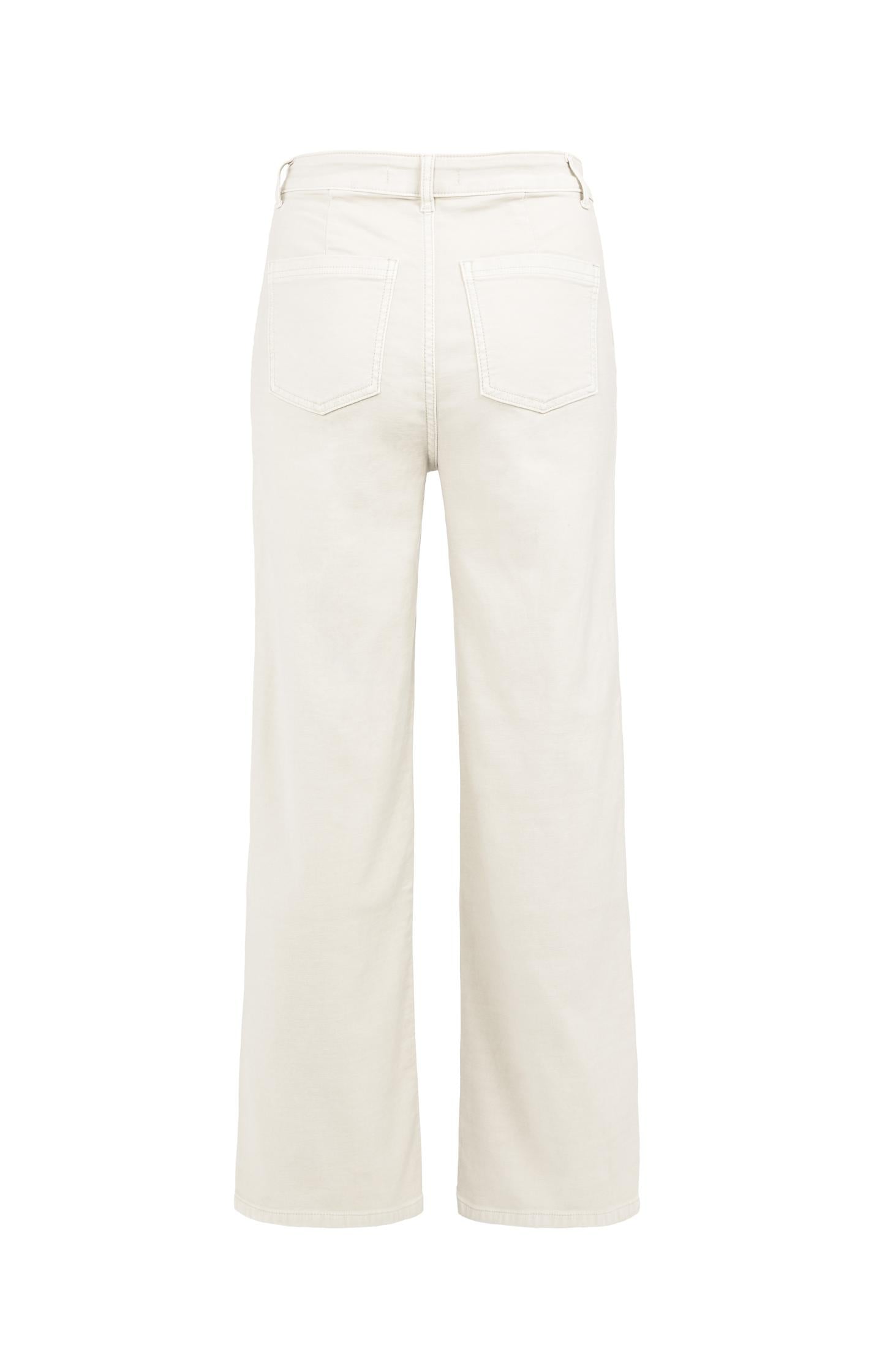 Cargo trousers with straight legs and patch pockets (L32)