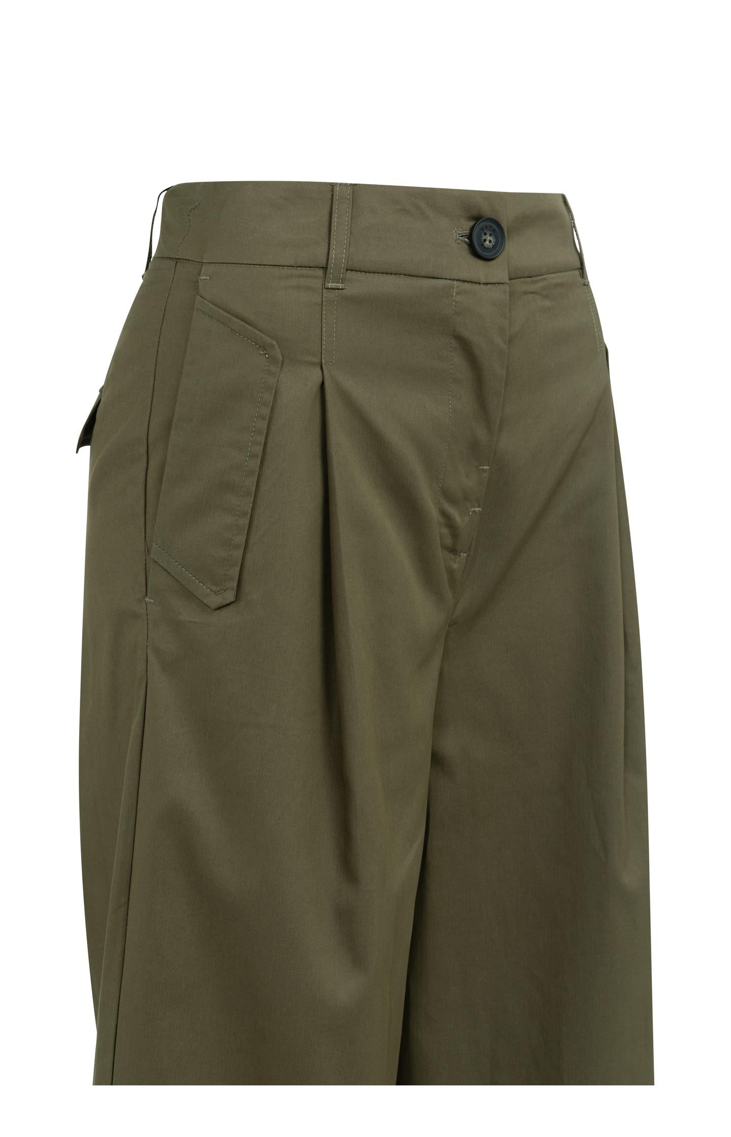 Cargo trousers with wide legs and pleat details - L32