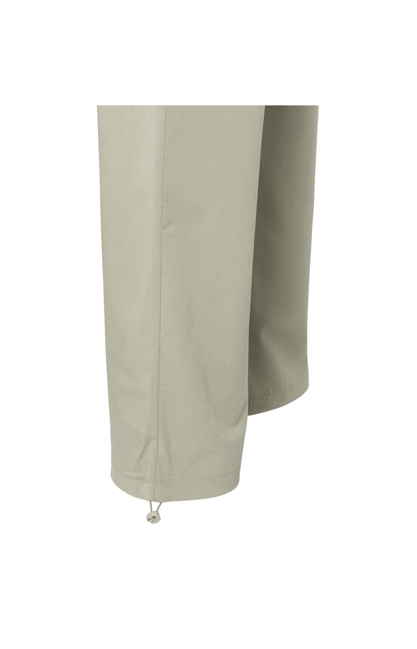 Cargo trousers with wide legs, pockets and waist details